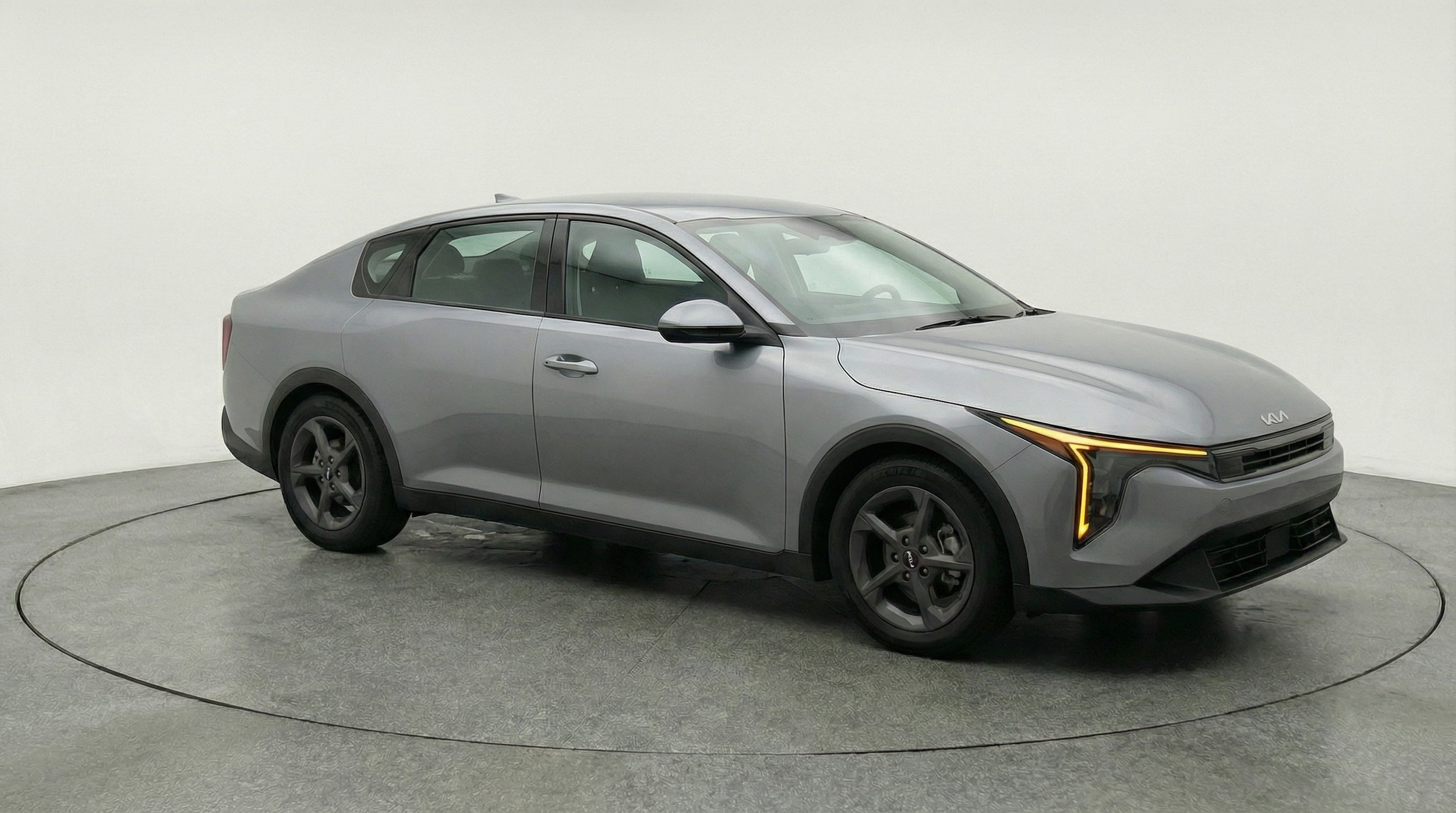 Thumbnail: 2025 Kia K4 - 1