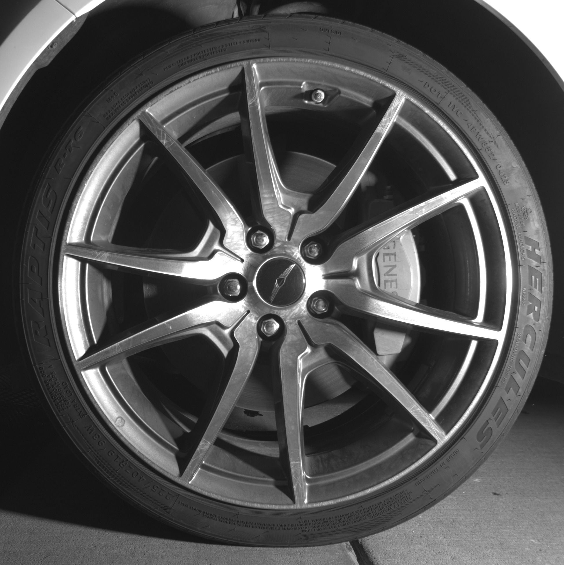 Thumbnail: 2025 Genesis G70 - 9