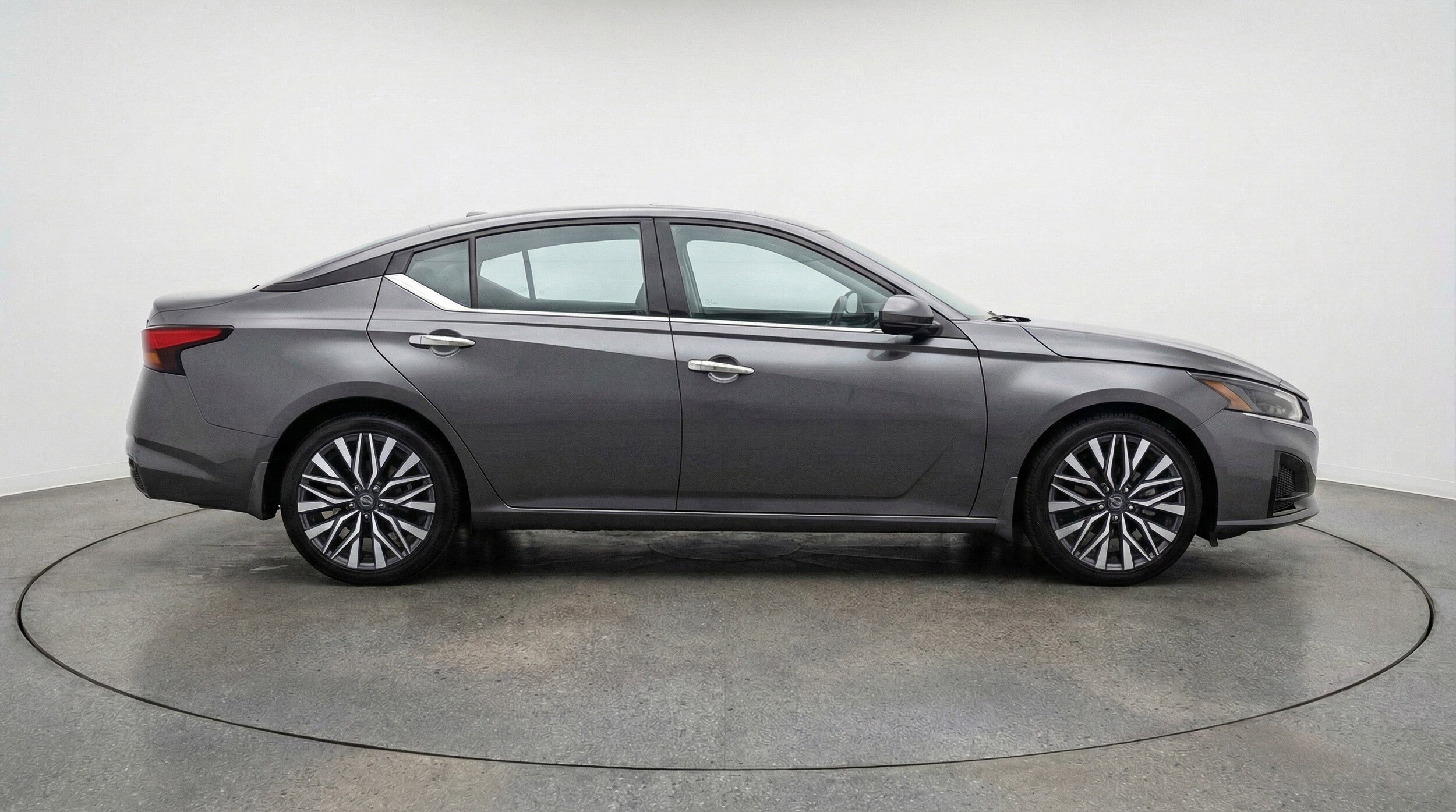 Thumbnail: 2025 Nissan Altima - 11