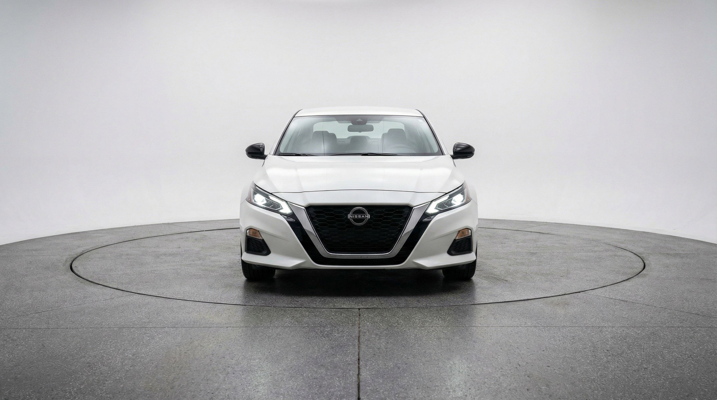 Thumbnail: 2025 Nissan Altima - 2