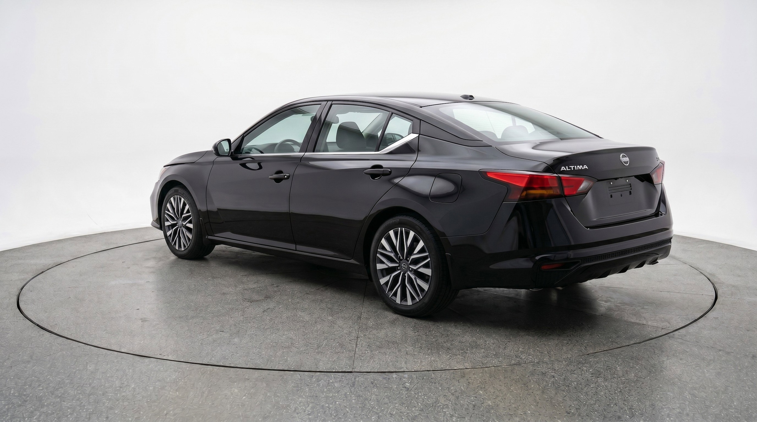 Thumbnail: 2025 Nissan Altima - 6