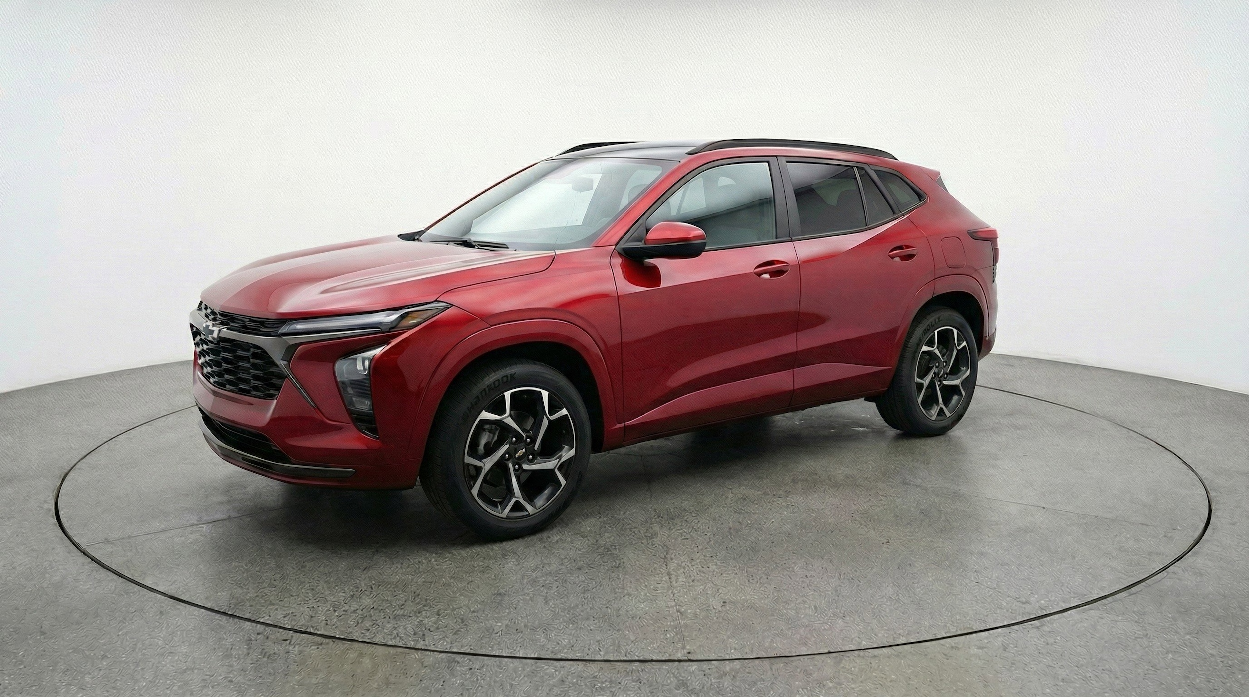 Thumbnail: 2025 Chevrolet Trax - 3