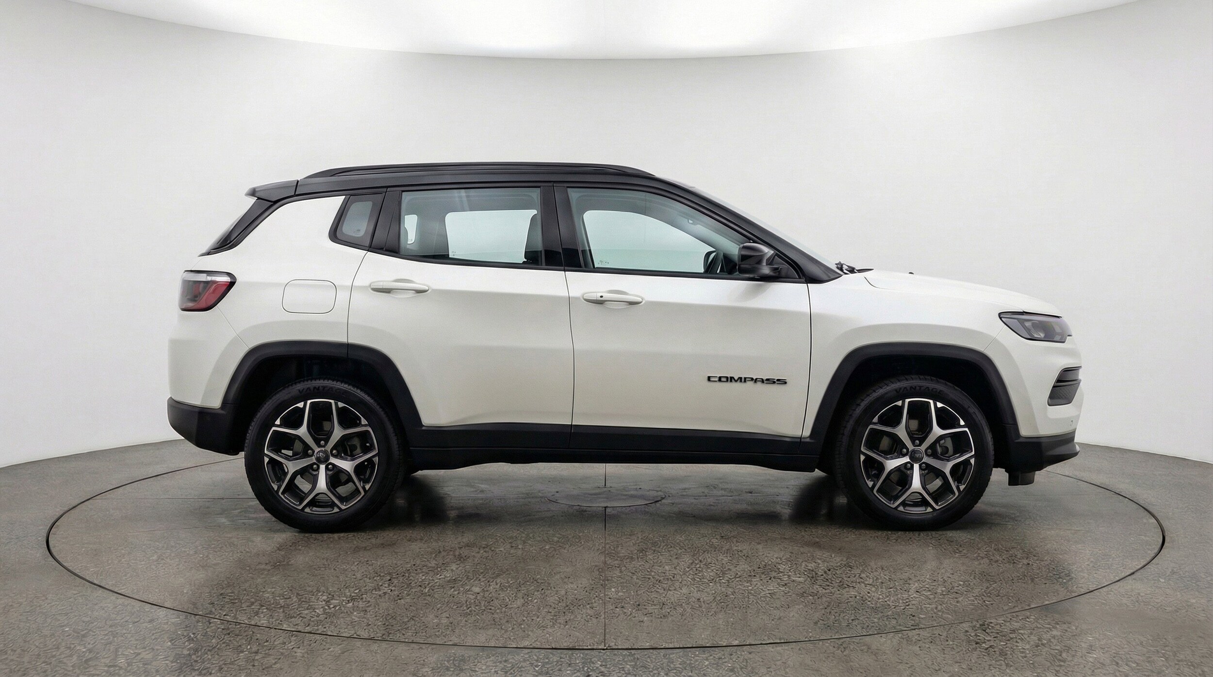 Thumbnail: 2025 Jeep Compass - 11