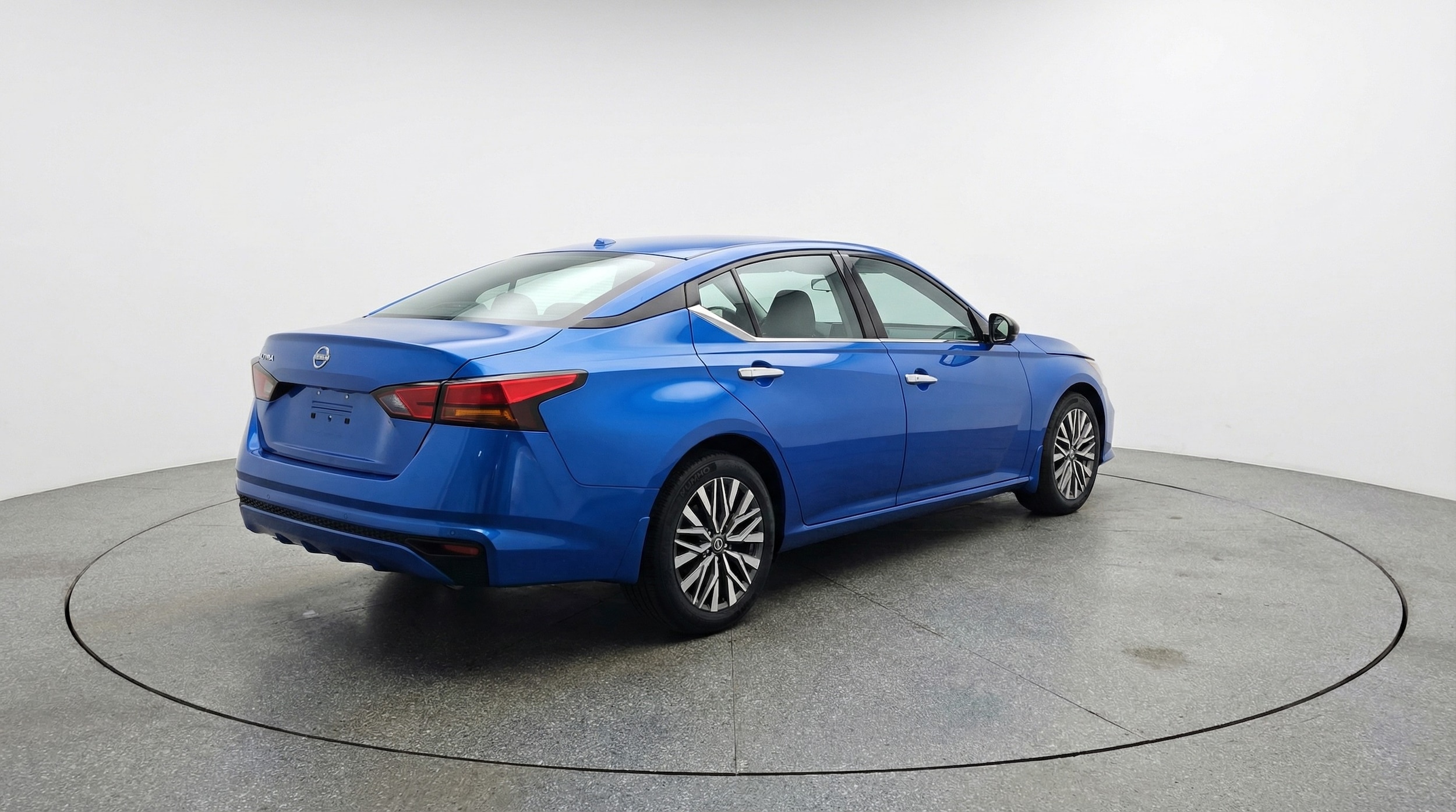 Thumbnail: 2025 Nissan Altima - 5