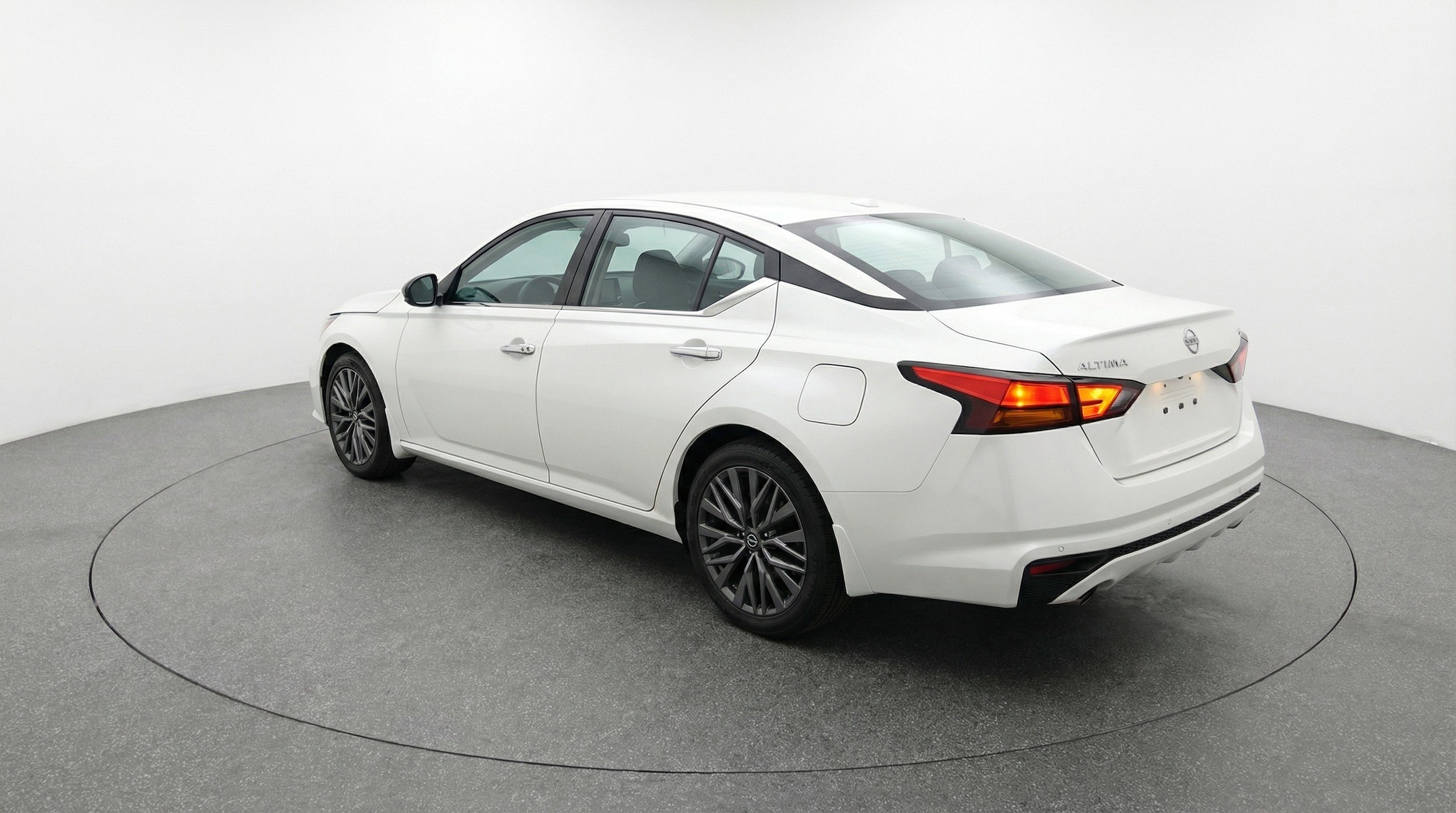 Thumbnail: 2025 Nissan Altima - 6