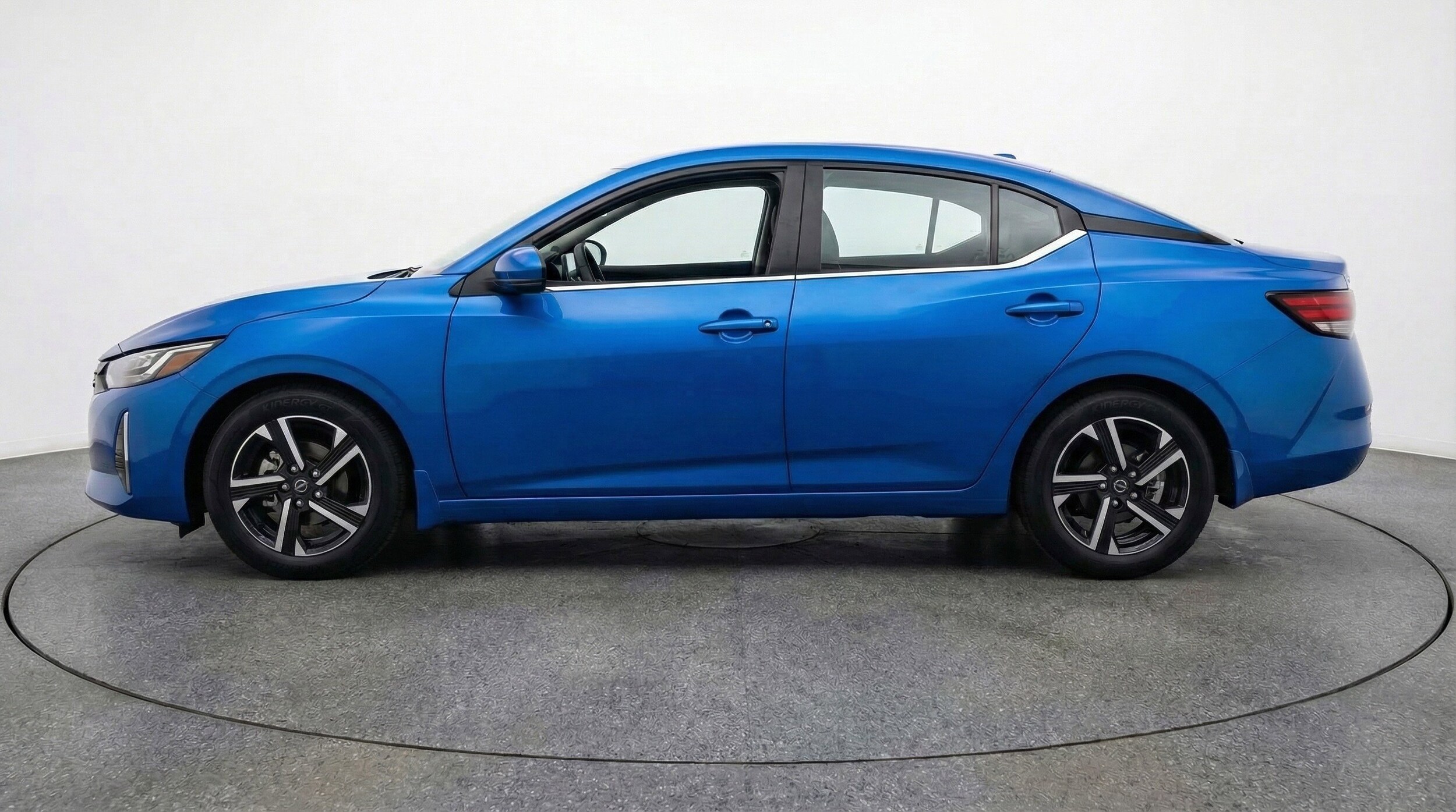 Thumbnail: 2025 Nissan Sentra - 5