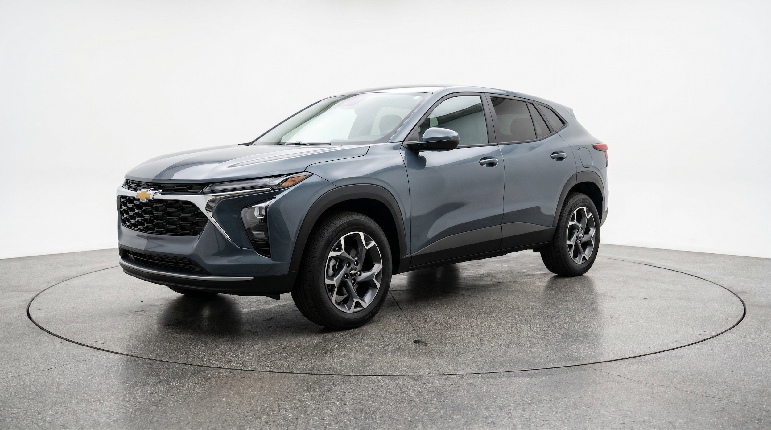Thumbnail: 2025 Chevrolet Trax - 3