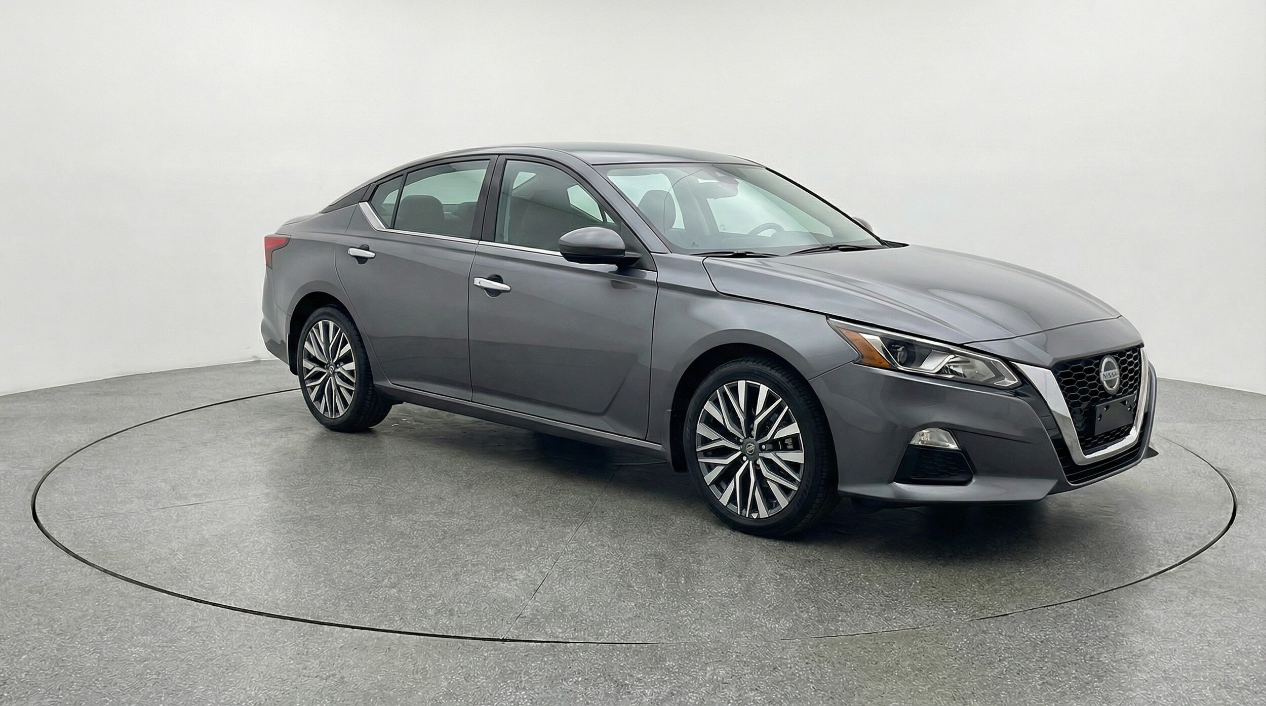 Thumbnail: 2025 Nissan Altima - 1