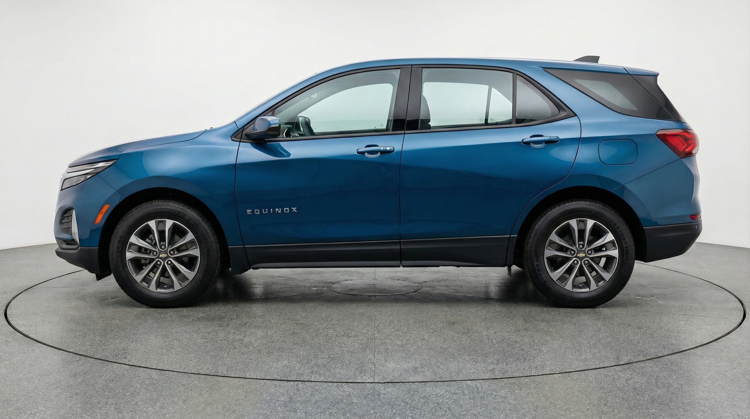 Thumbnail: 2025 Chevrolet Equinox - 4