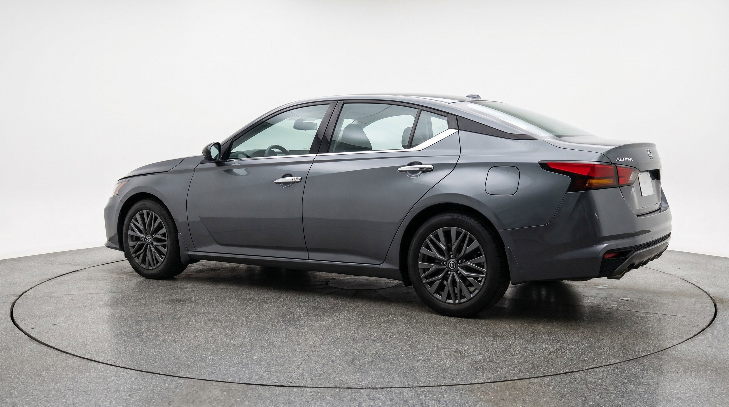 Thumbnail: 2025 Nissan Altima - 6