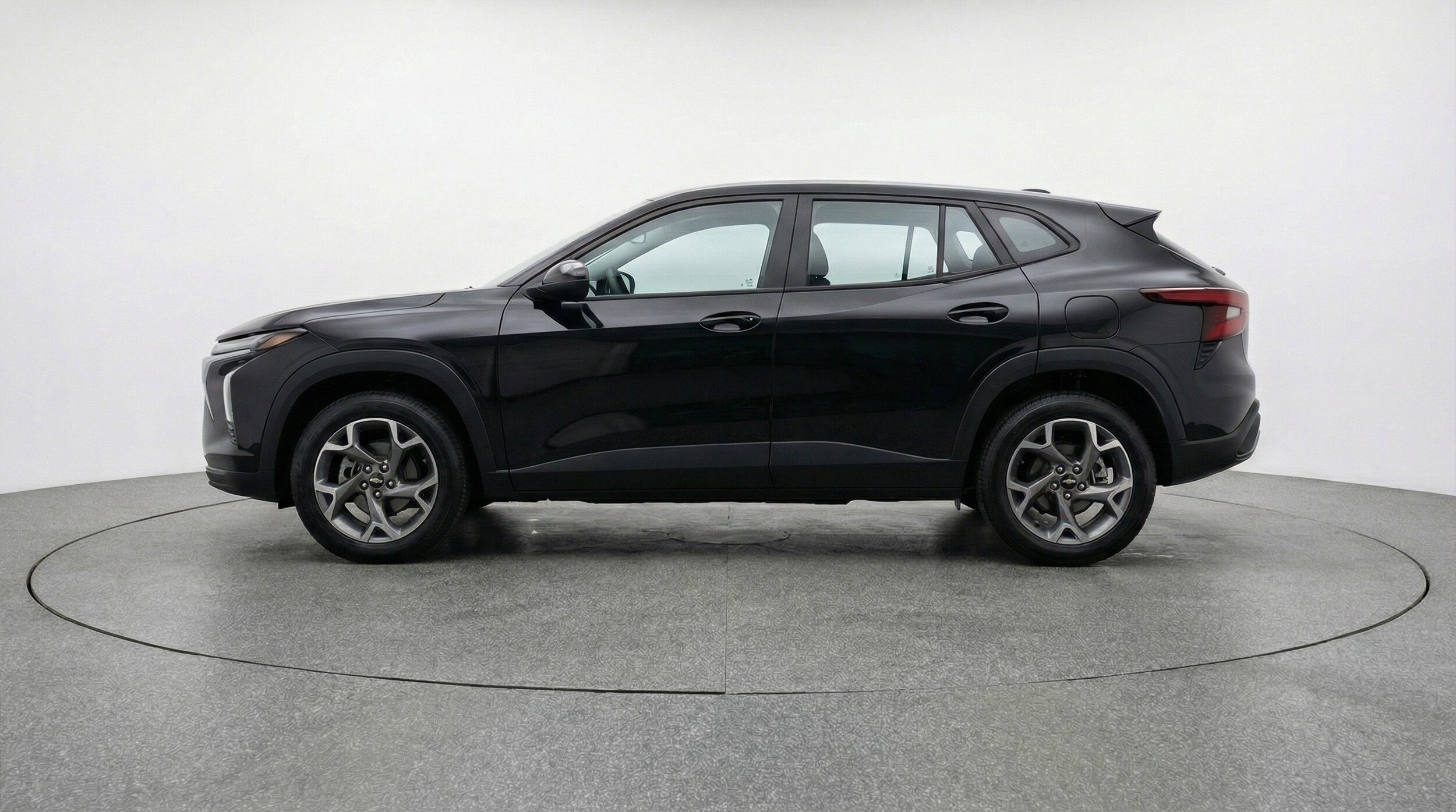 Thumbnail: 2025 Chevrolet Trax - 5