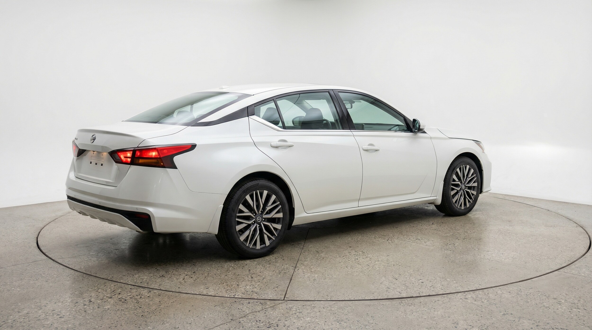 Thumbnail: 2025 Nissan Altima - 7