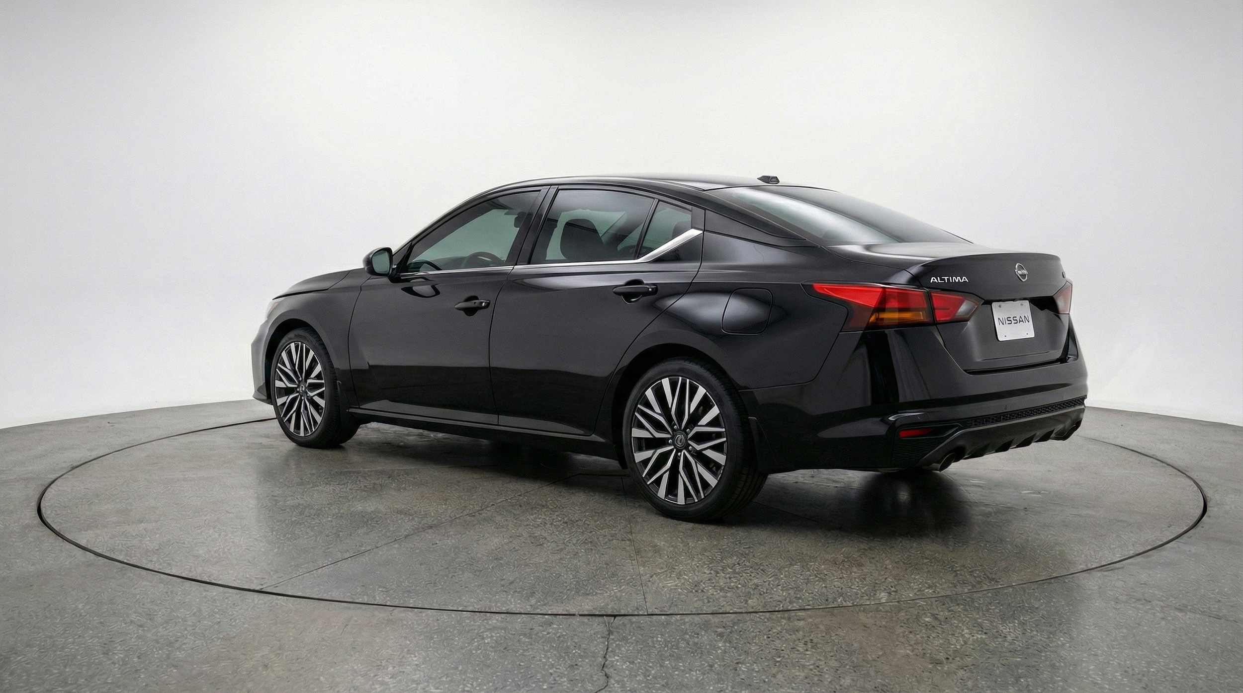 Thumbnail: 2025 Nissan Altima - 6