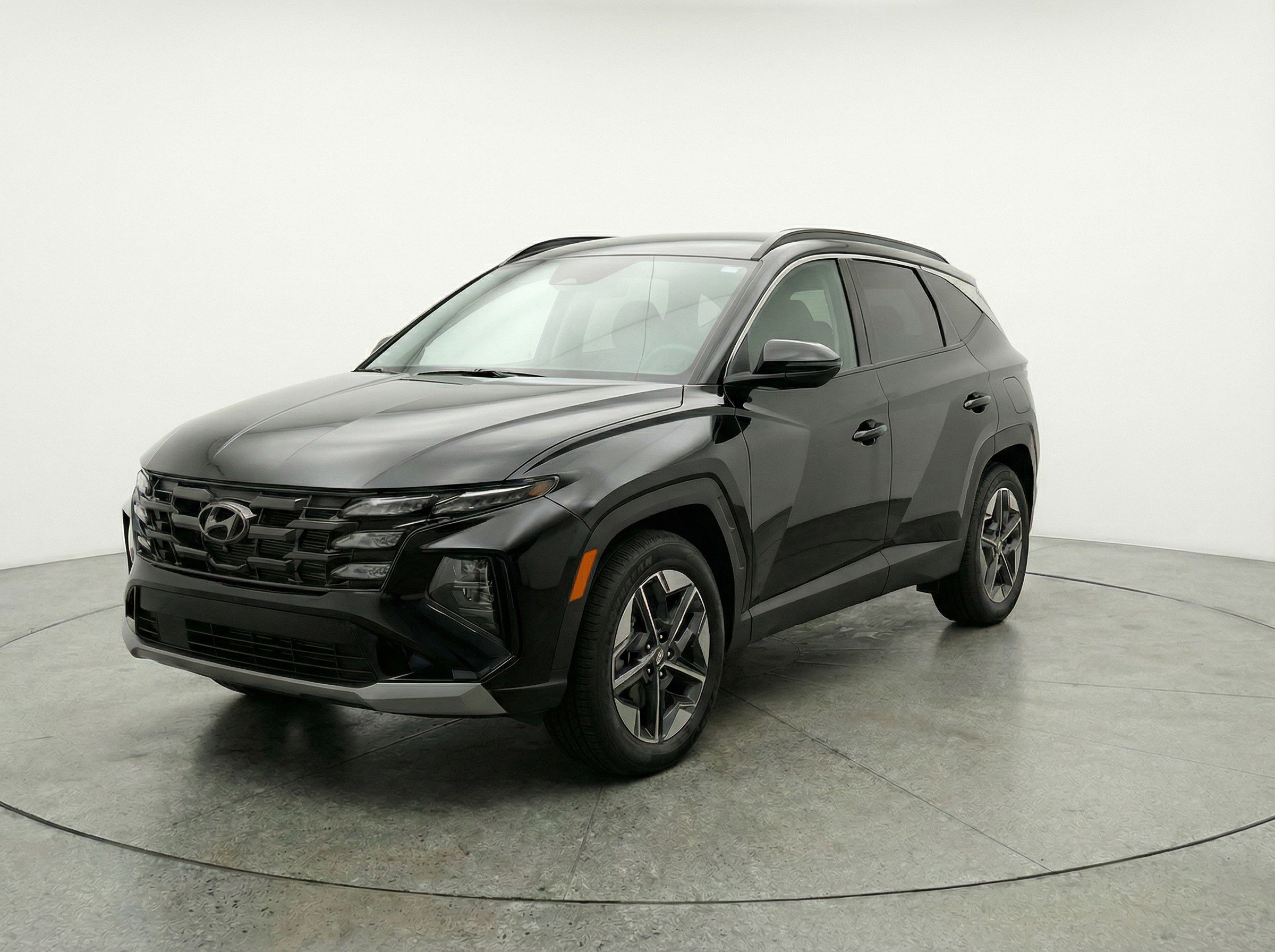 Thumbnail: 2025 Hyundai Tucson - 3