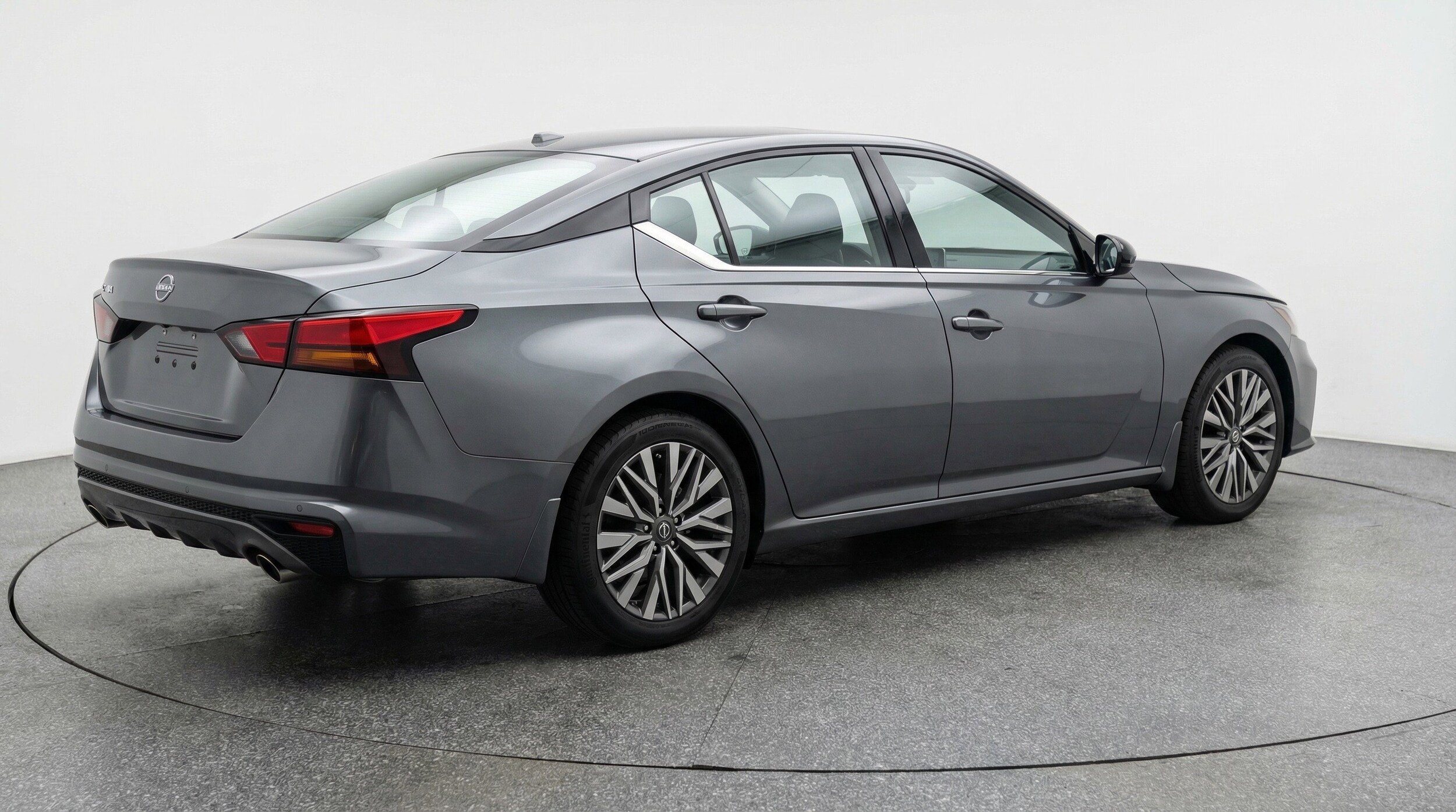 Thumbnail: 2025 Nissan Altima - 9