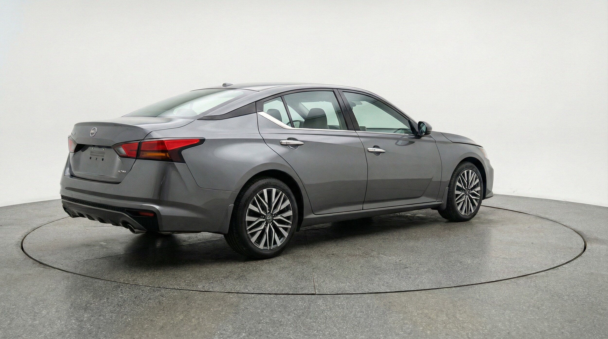 Thumbnail: 2025 Nissan Altima - 9