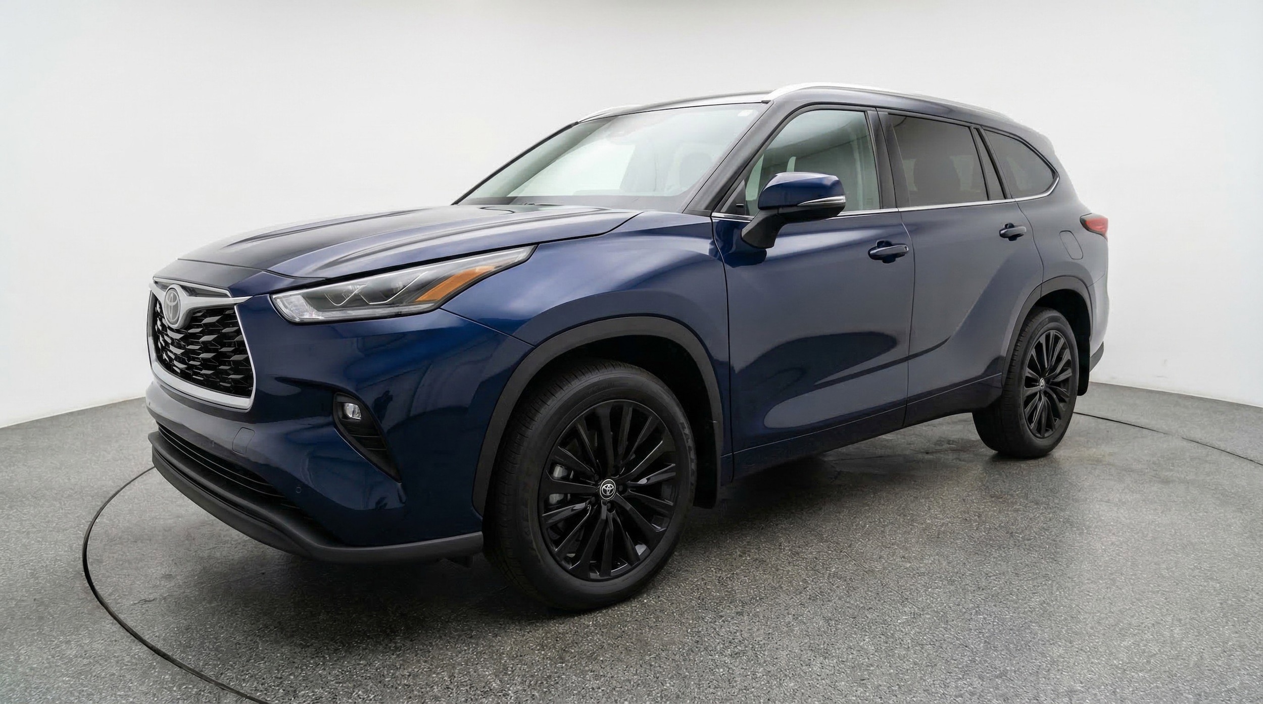 Thumbnail: 2025 Toyota Highlander - 3