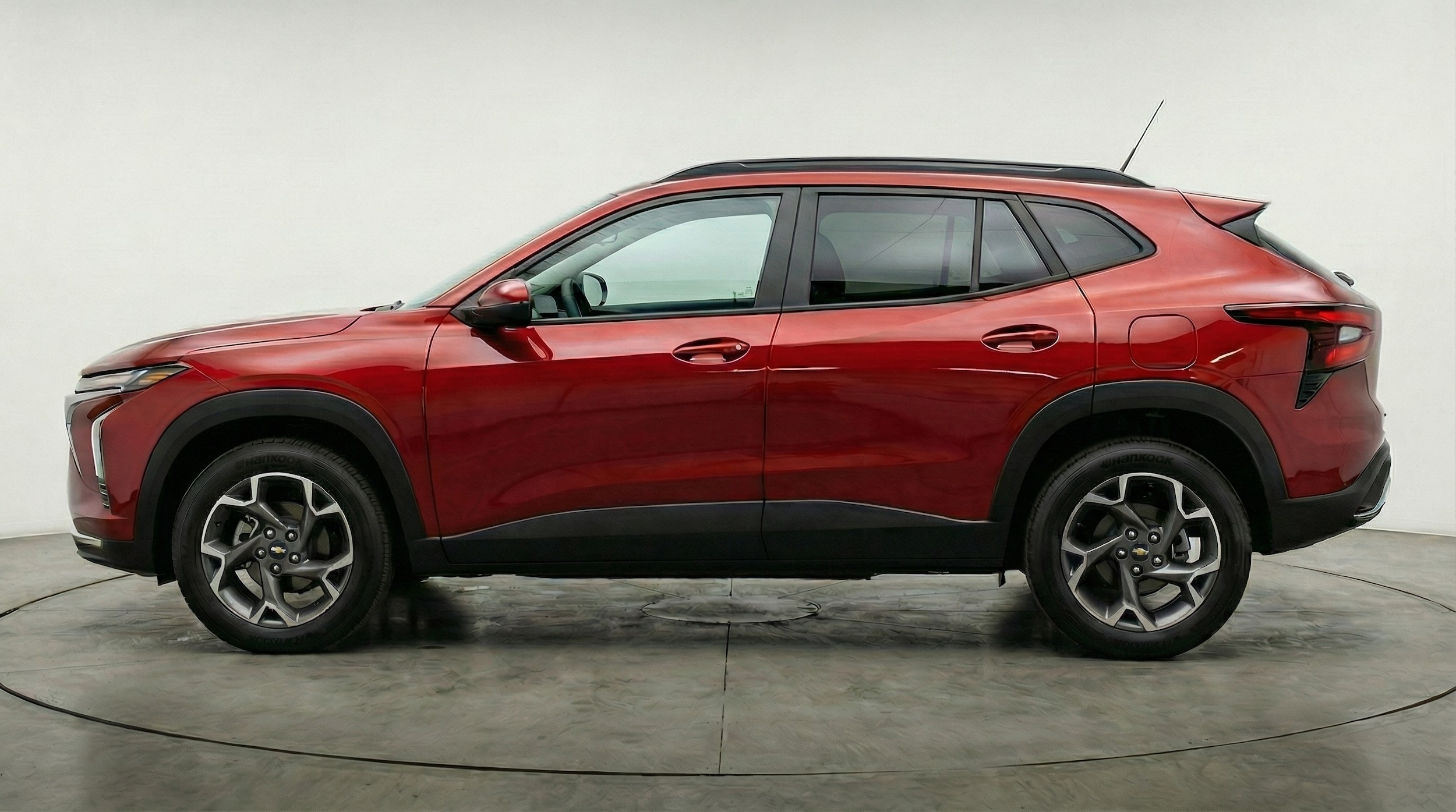 Thumbnail: 2025 Chevrolet Trax - 4