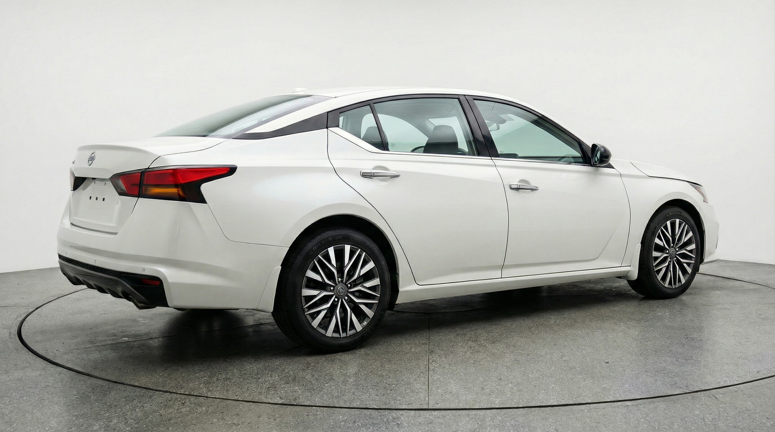 Thumbnail: 2025 Nissan Altima - 7