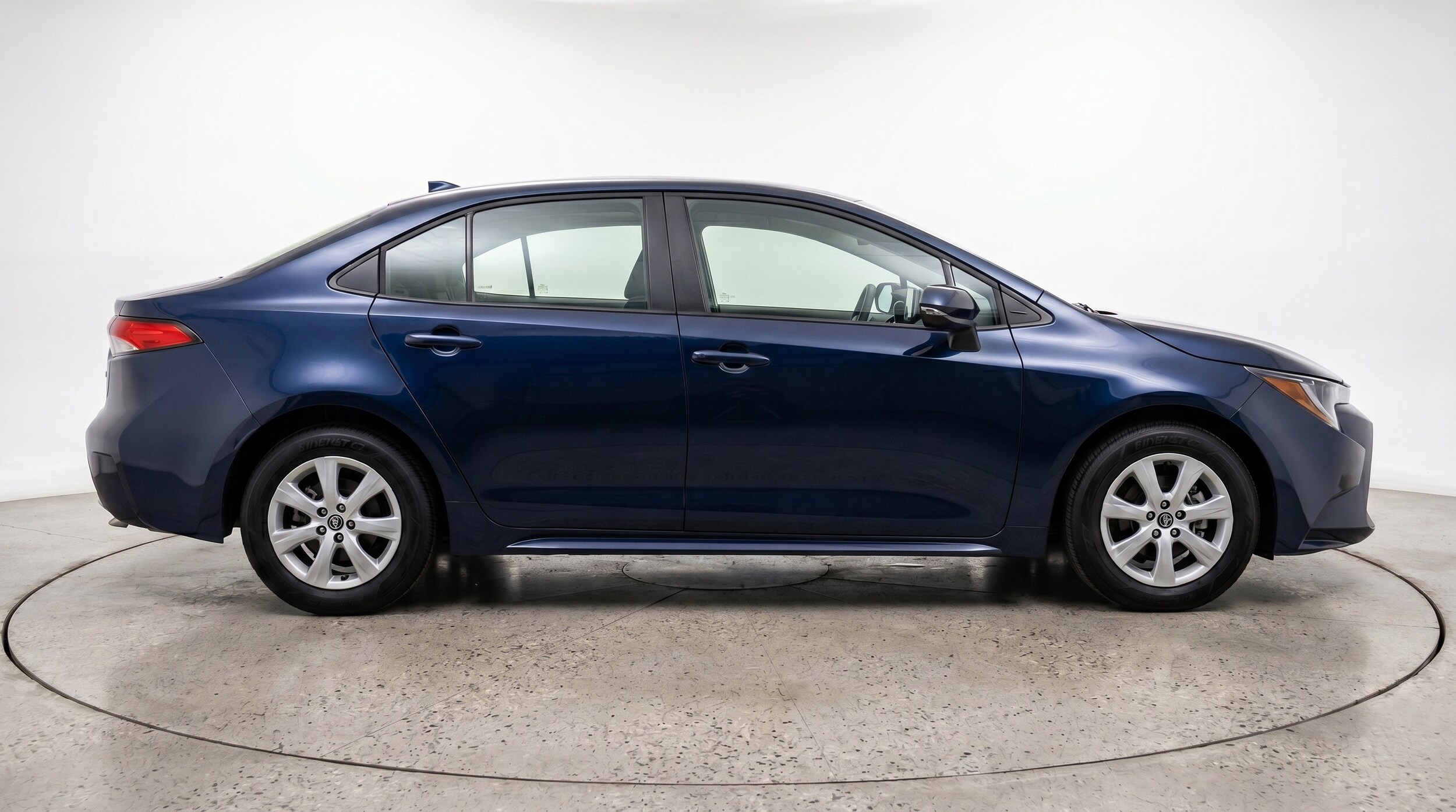 Thumbnail: 2025 Toyota Corolla - 11