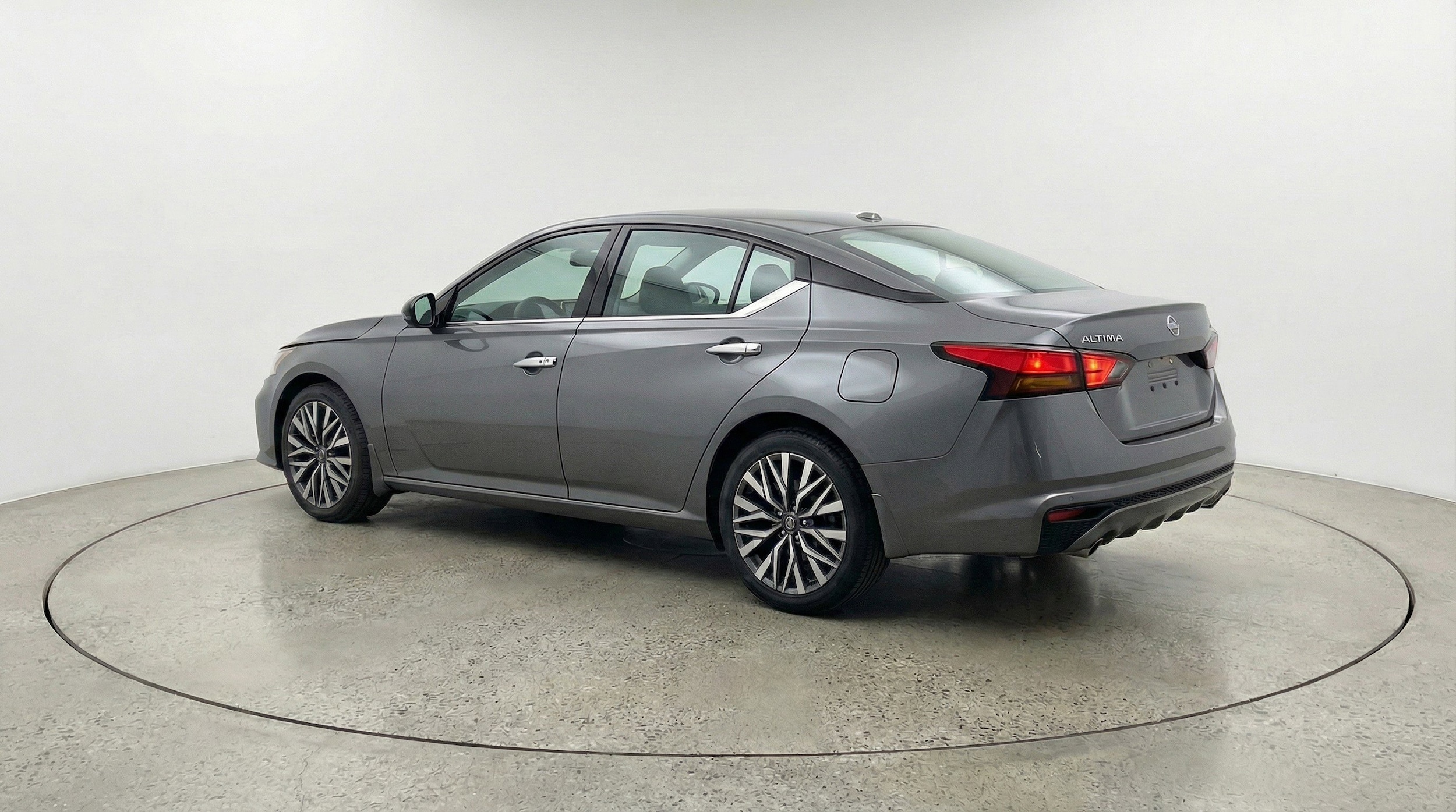 Thumbnail: 2025 Nissan Altima - 6
