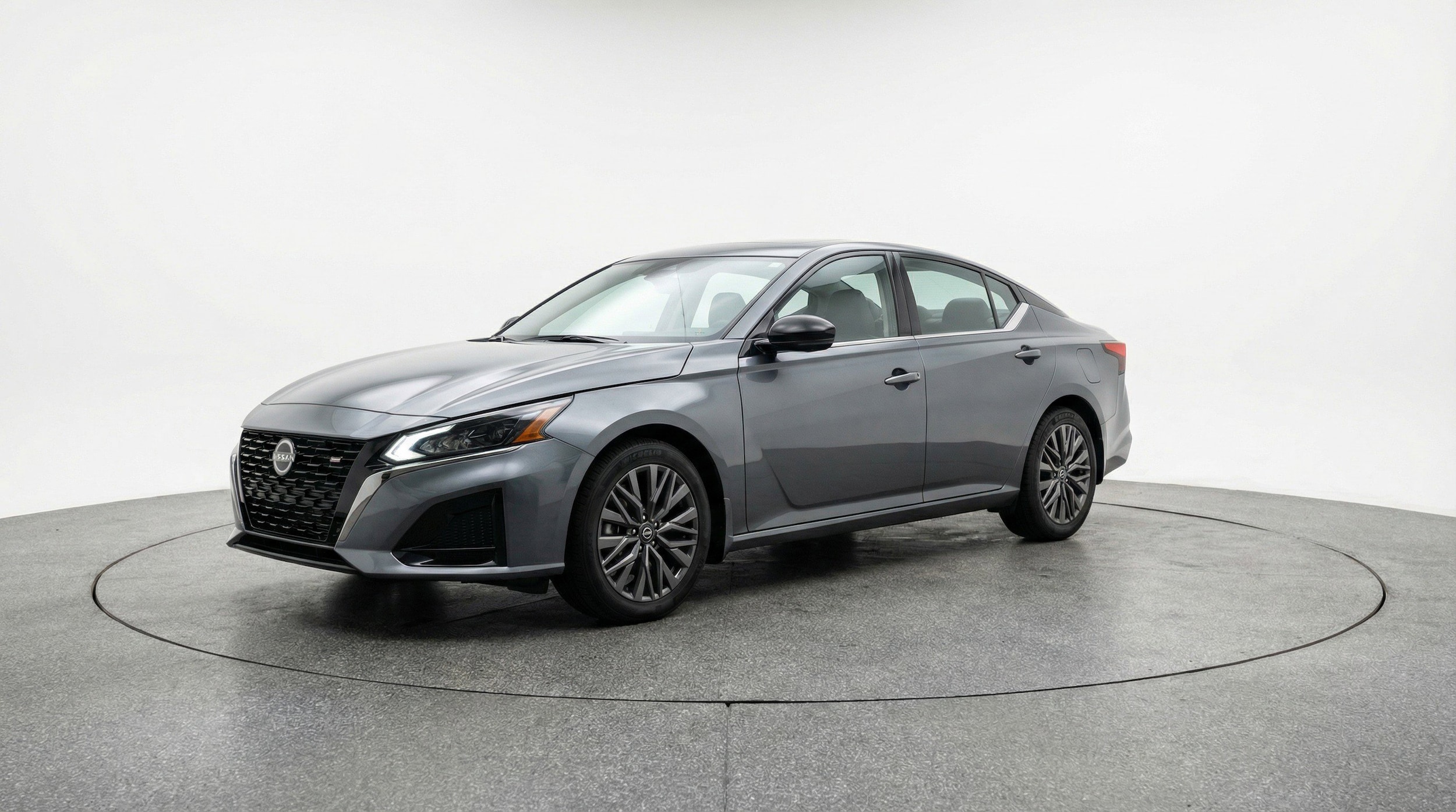 Thumbnail: 2025 Nissan Altima - 3