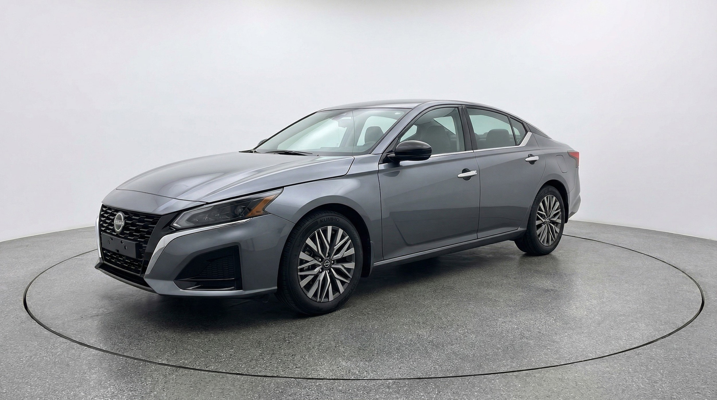Thumbnail: 2025 Nissan Altima - 3