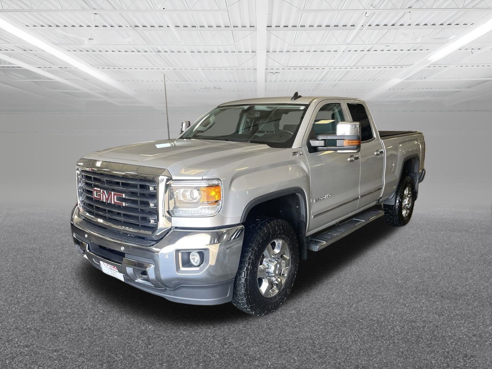 Used 2017 GMC Sierra 2500HD SLT with VIN 1GT22TEG4HZ168208 for sale in Le Mars, IA