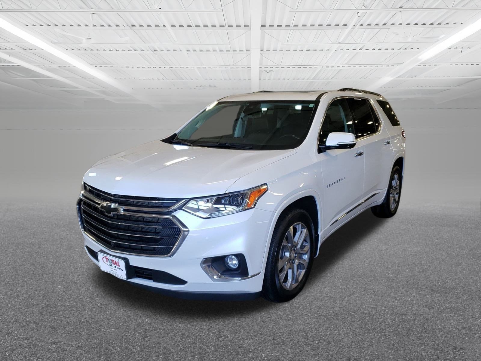 Used 2021 Chevrolet Traverse Premier with VIN 1GNEVKKW8MJ103503 for sale in Le Mars, IA
