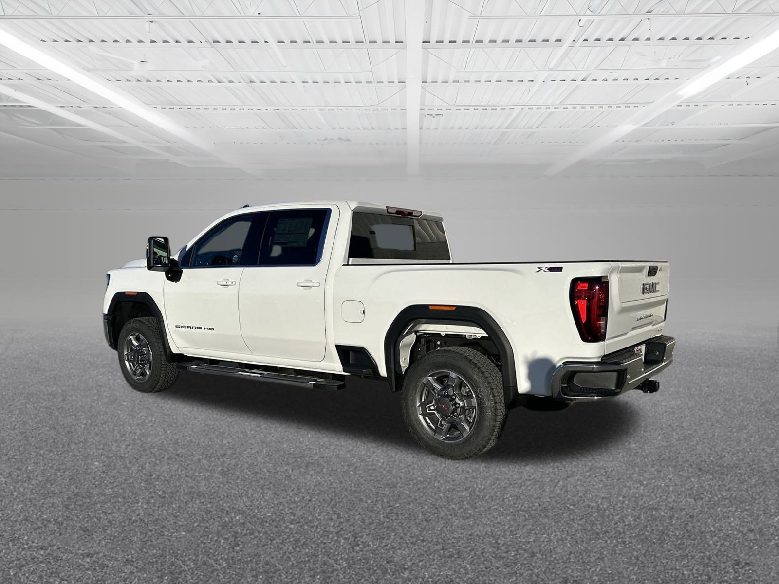 2025 Gmc Sierra 2500 HD SLE photo 3
