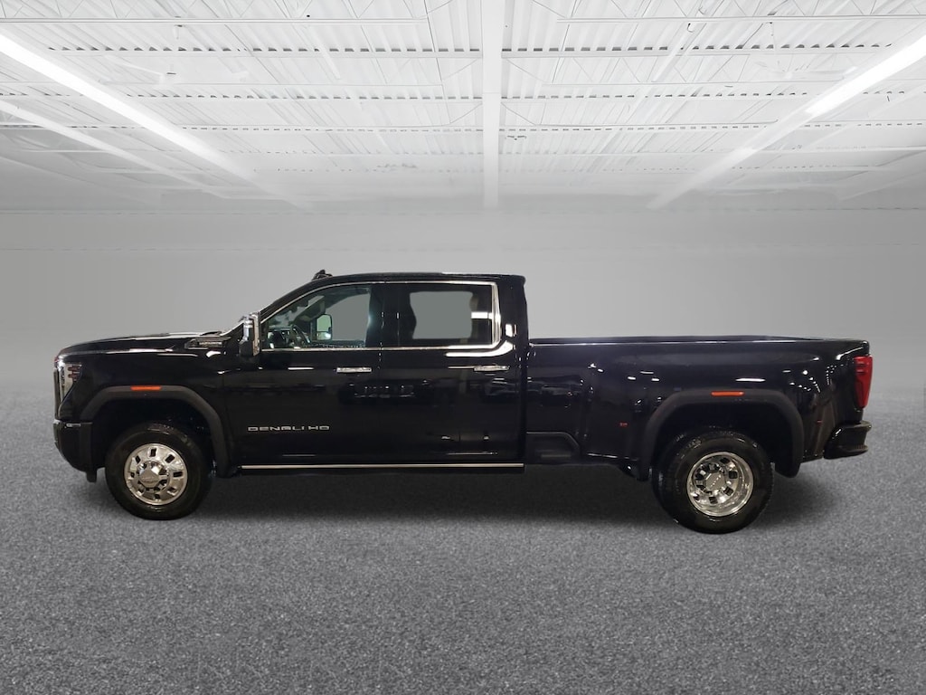 New 2026 GMC Sierra 3500 HD Denali Ultimate DRW Truck