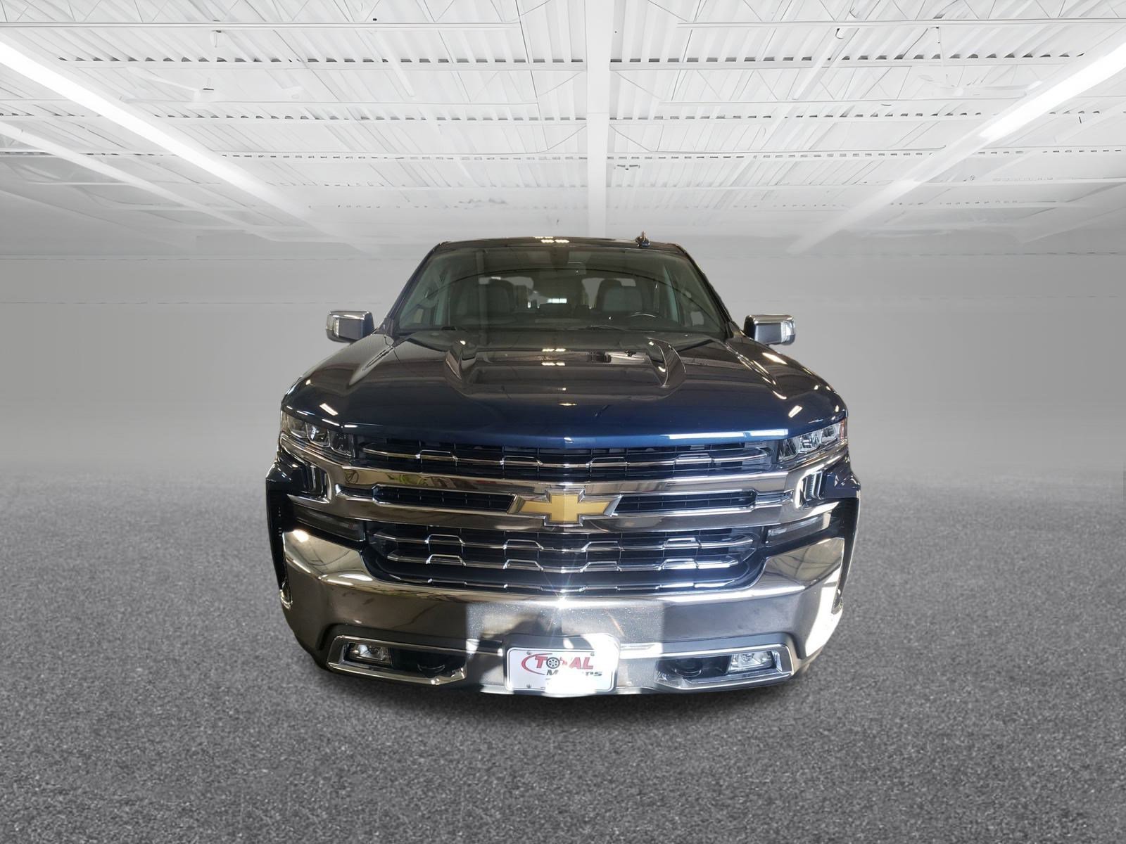 2020 Chevrolet Silverado 1500 LTZ photo 3