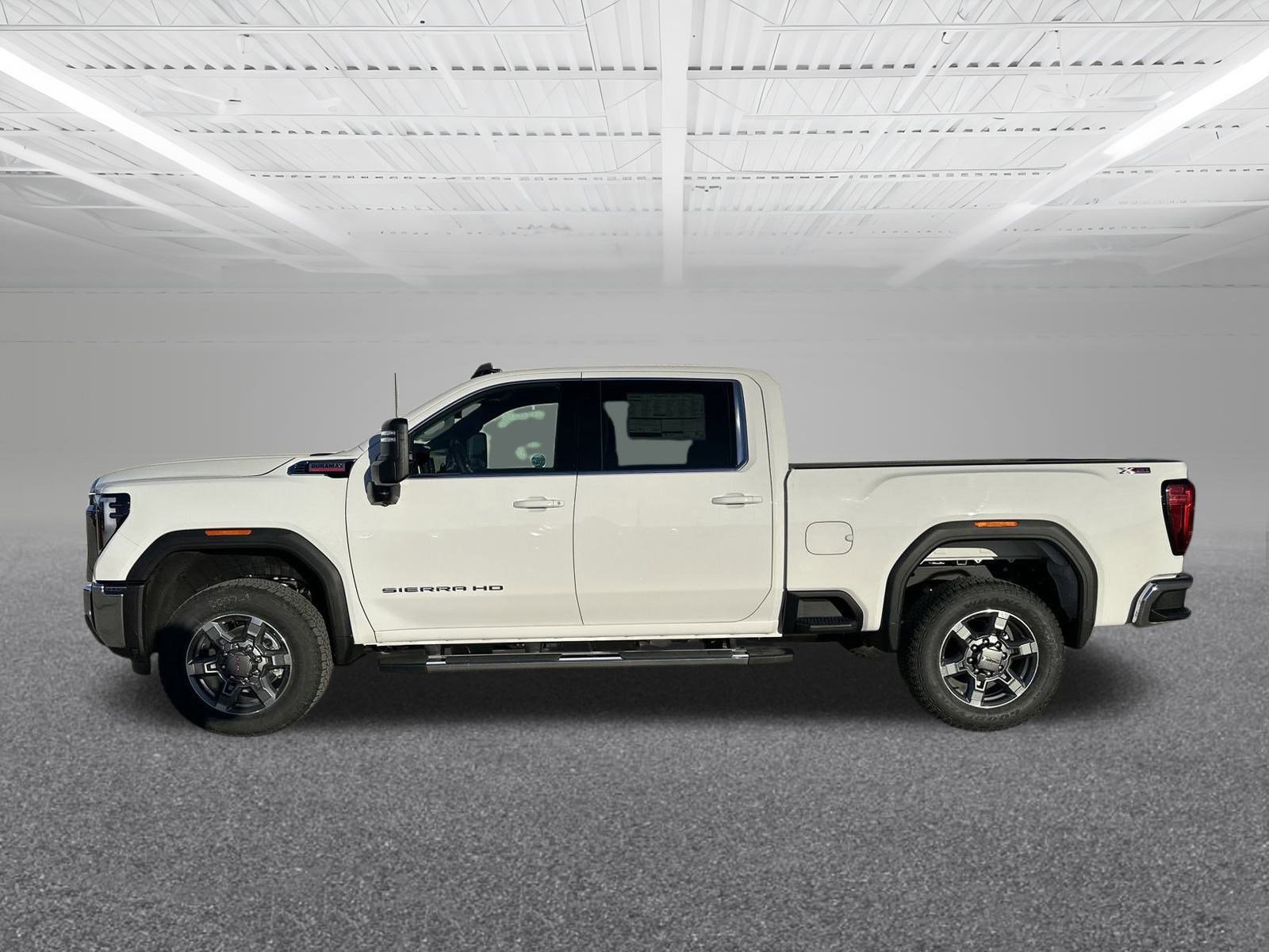 2025 Gmc Sierra 2500 HD SLE photo 2