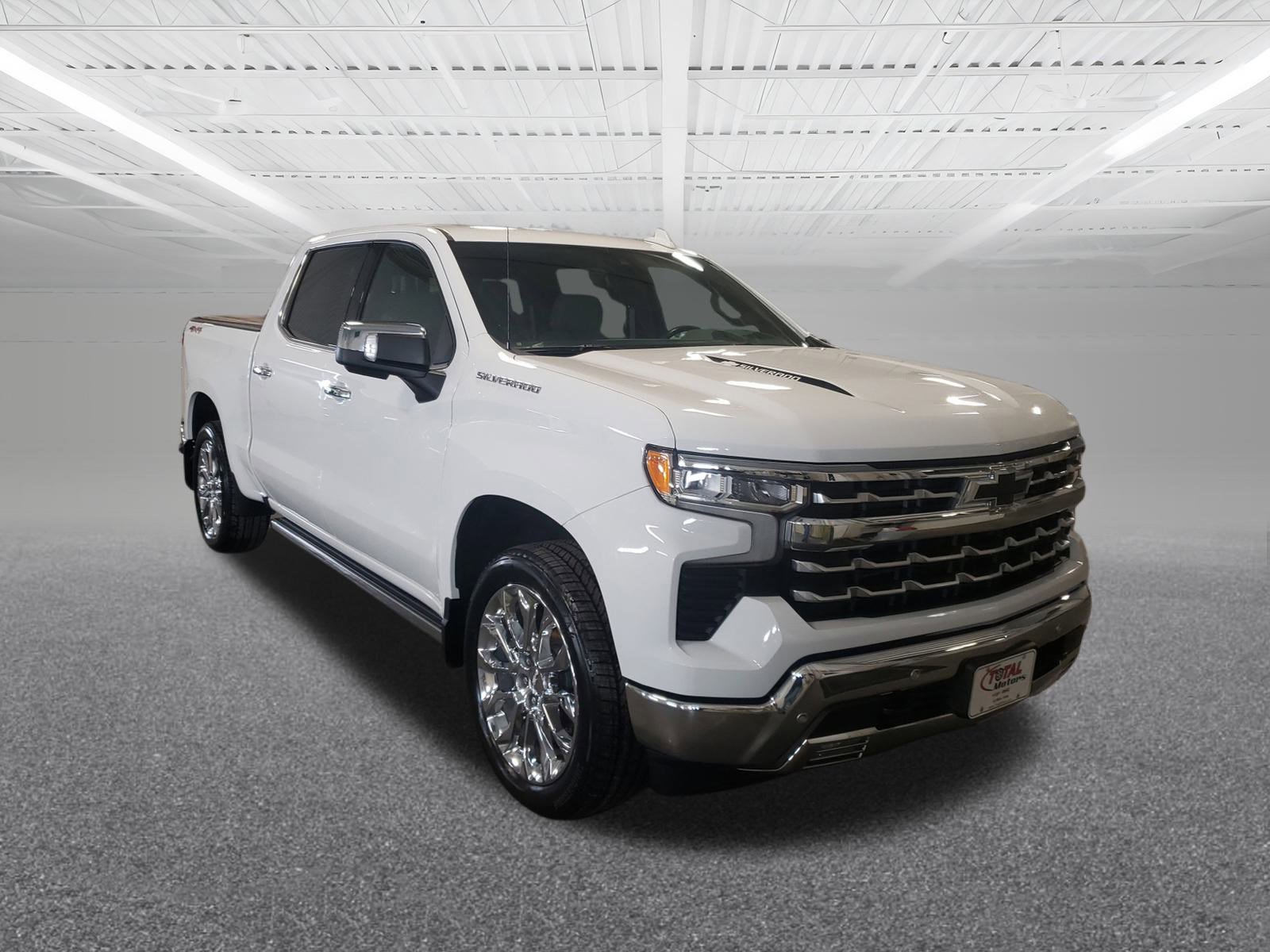 2023 Chevrolet Silverado 1500 LTZ photo 4