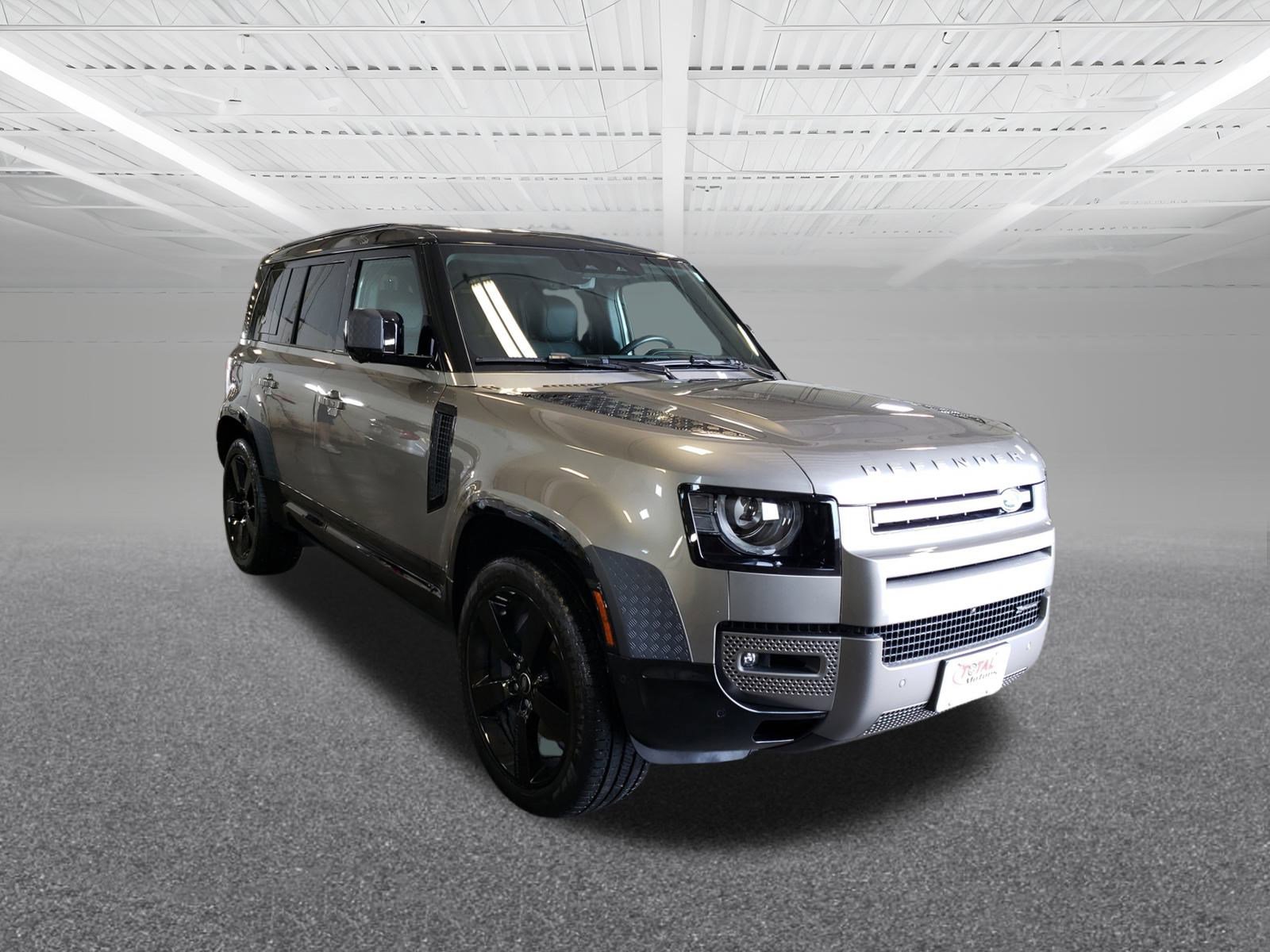 2022 Land Rover Defender X-Dynamic HSE photo 4