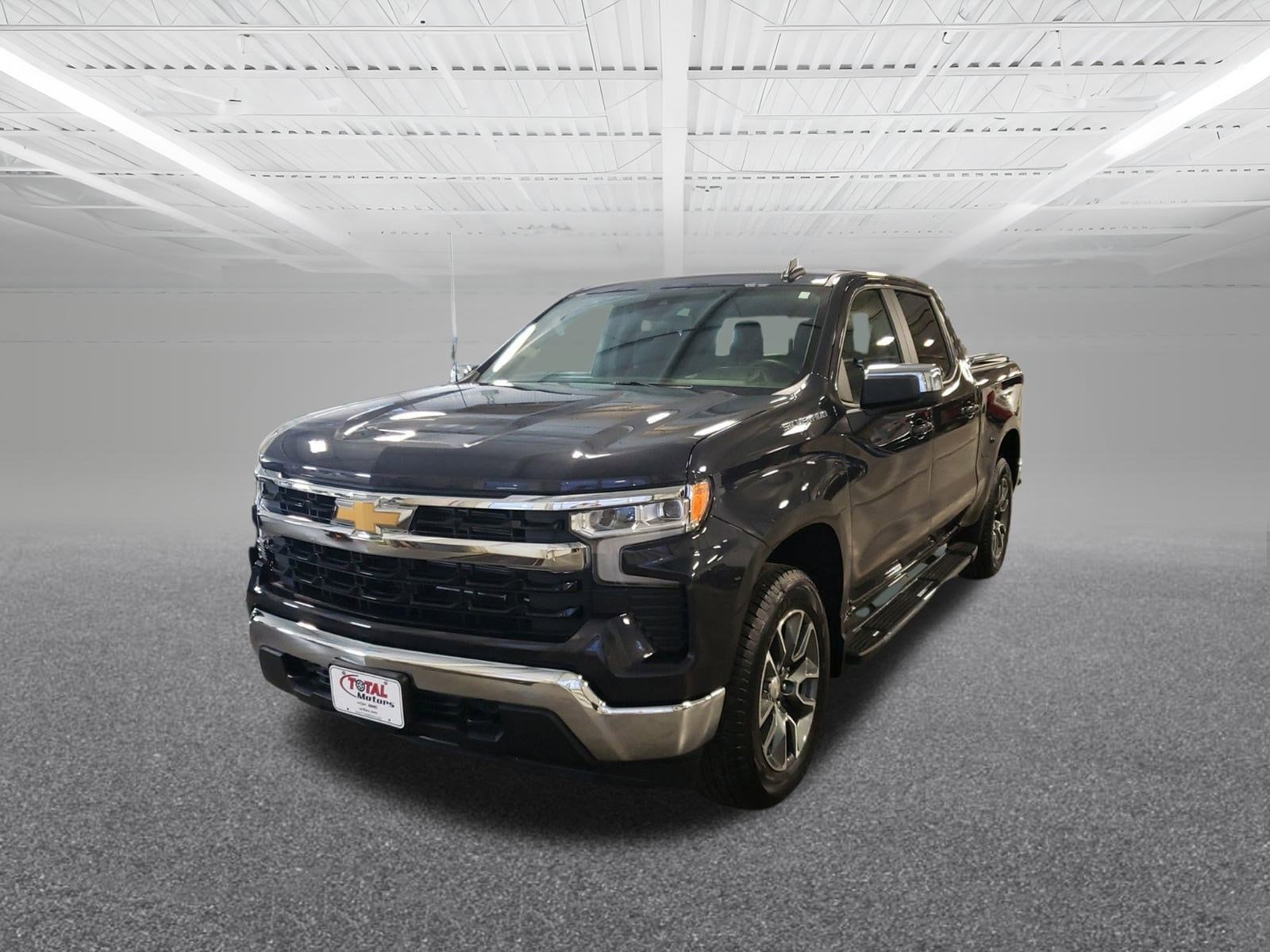 Used 2024 Chevrolet Silverado 1500 LT with VIN 1GCPDDEK6RZ139563 for sale in Le Mars, IA