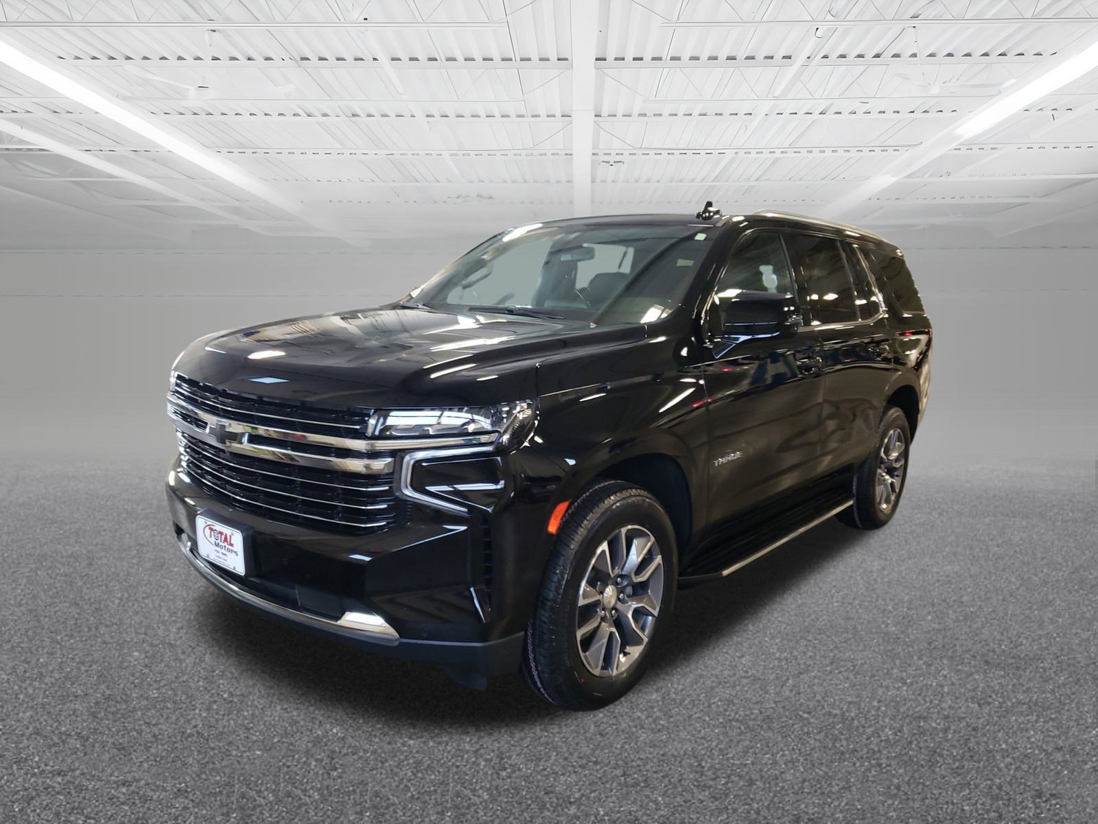 2022 Chevrolet Tahoe LT photo 2