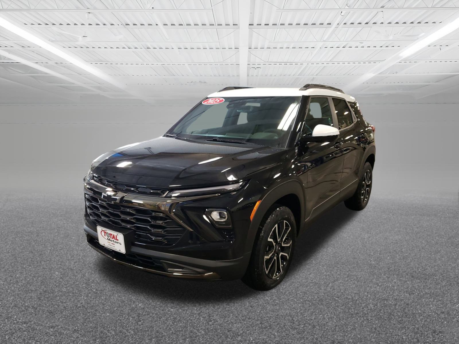 2025 Chevrolet Trailblazer ACTIV photo 2