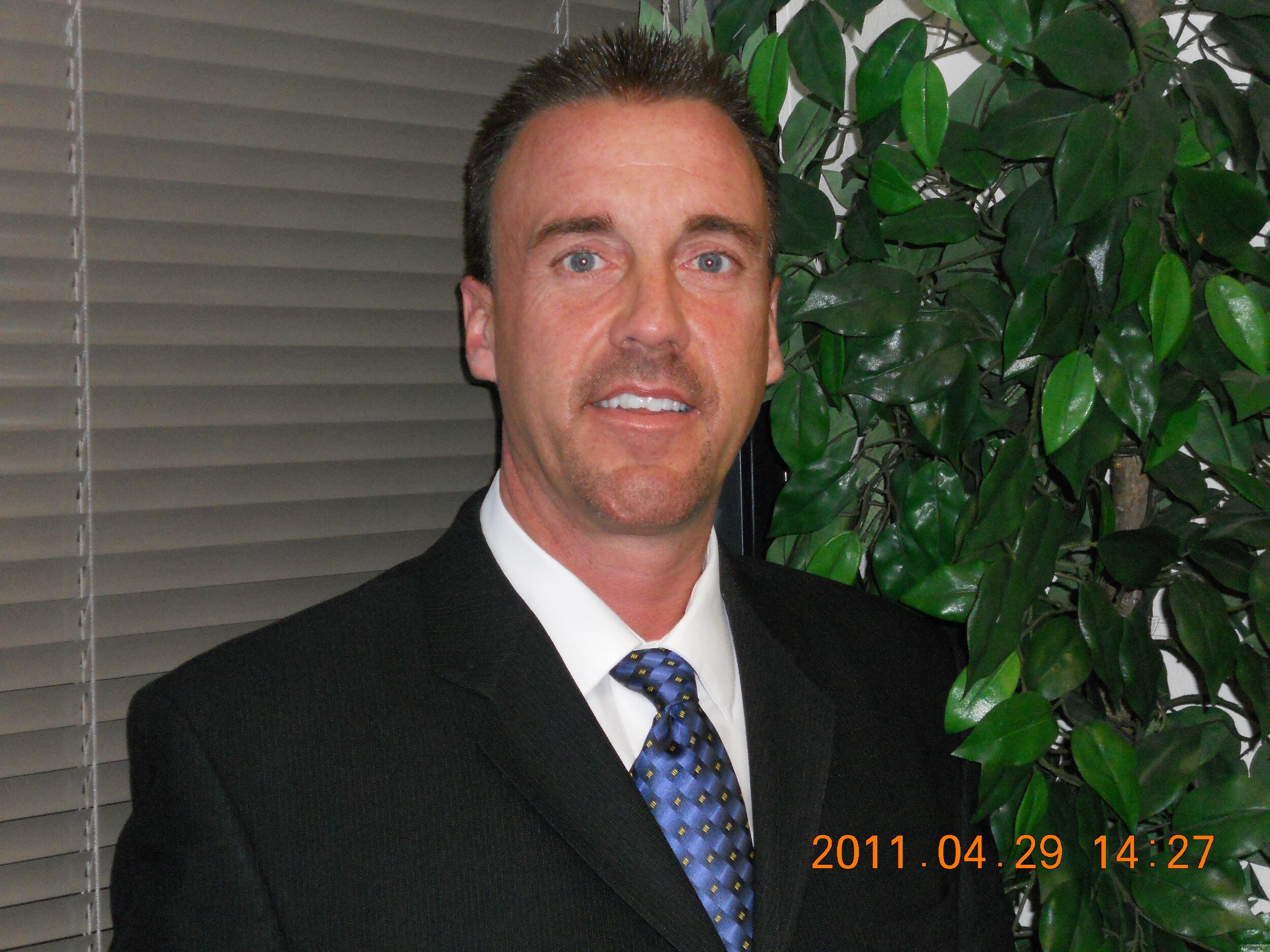 Gary Lyons