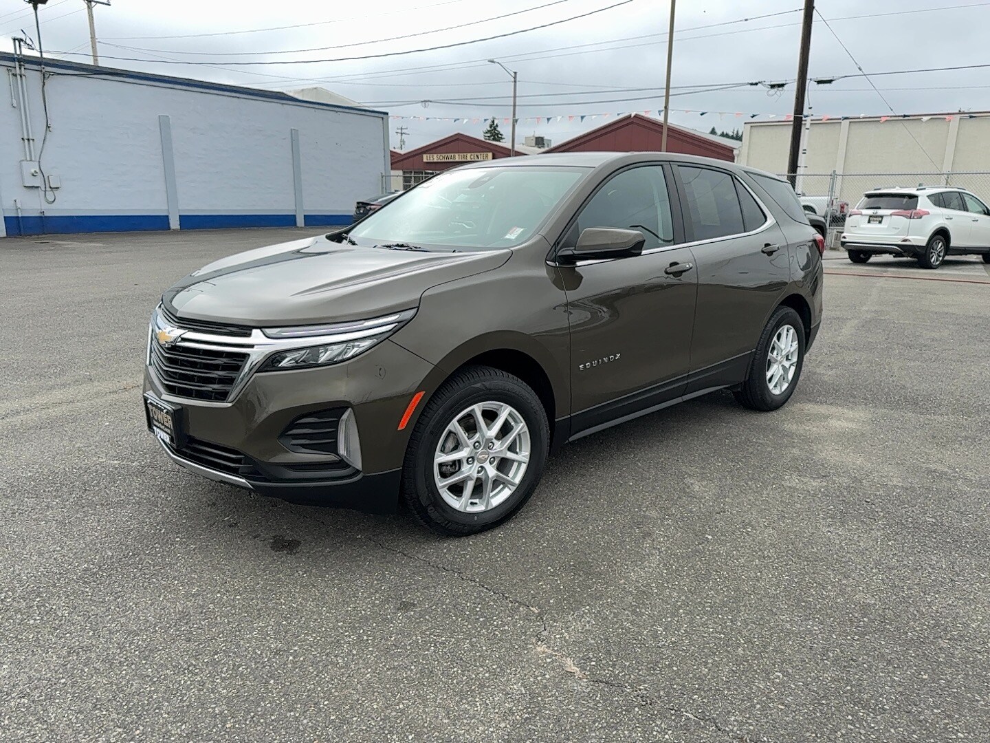 2023 Chevrolet Equinox LT photo 2