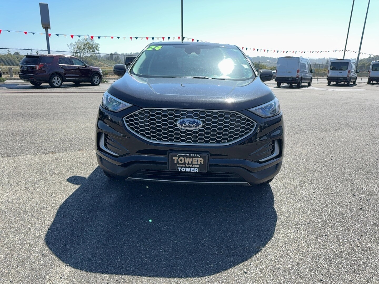 2024 Ford Edge SEL photo 4