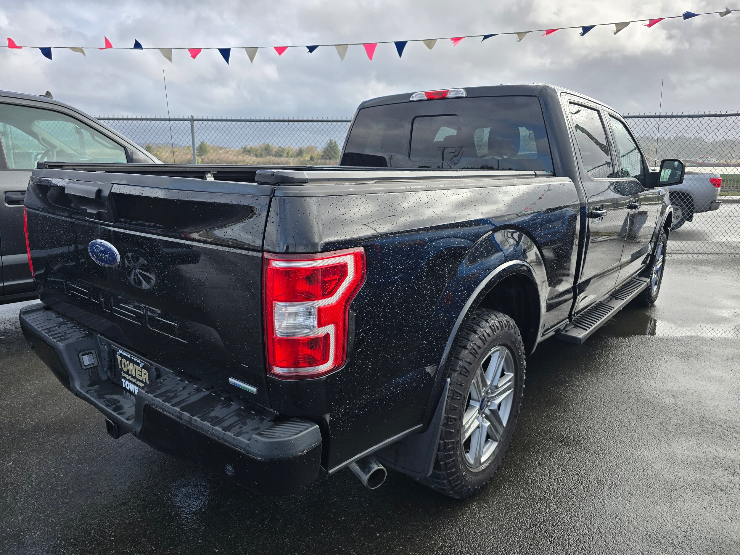 Used 2019 Ford F-150 XLT with VIN 1FTFW1E49KFB72747 for sale in Coos Bay, OR
