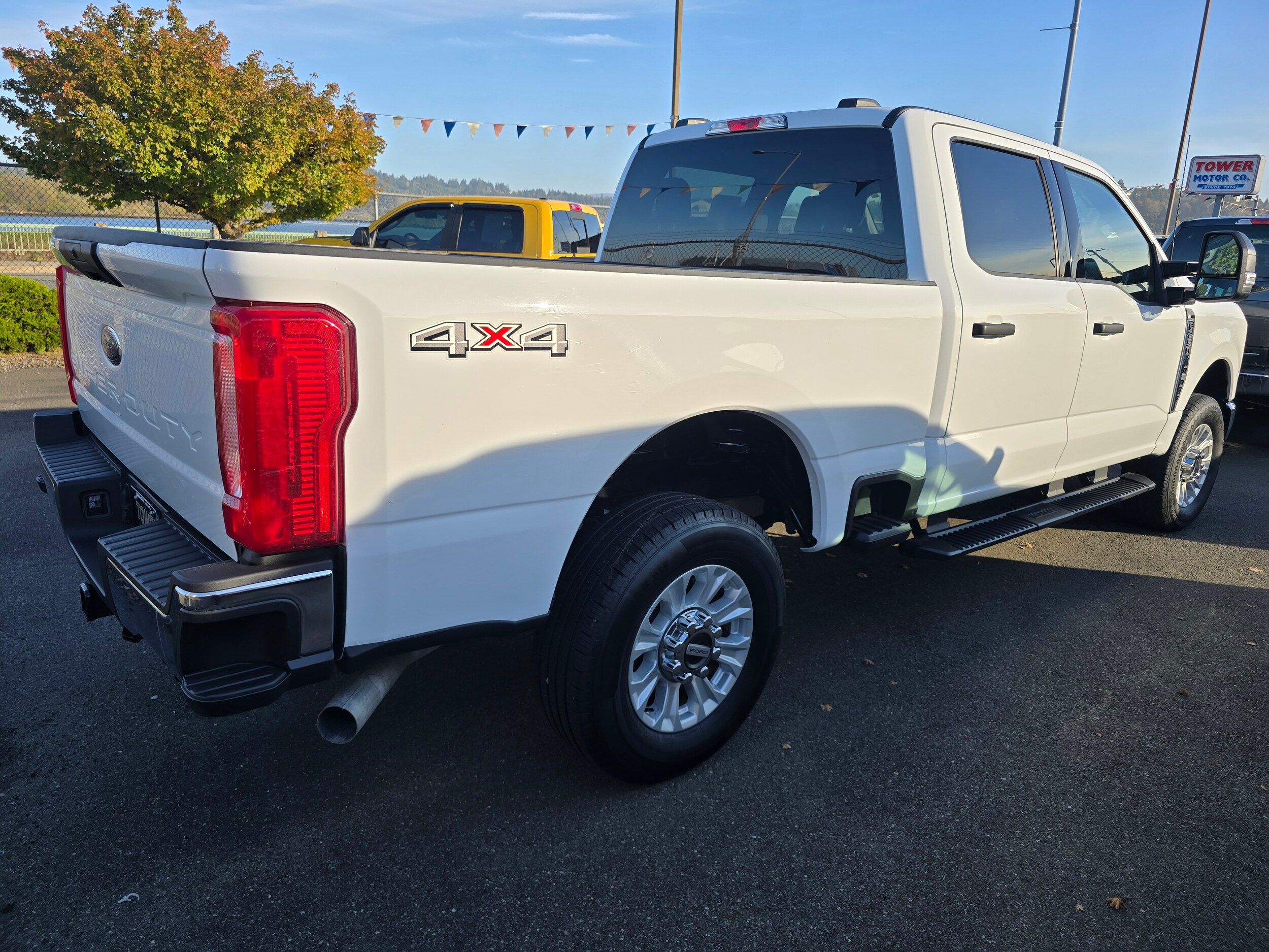 2024 Ford F-250 photo 3