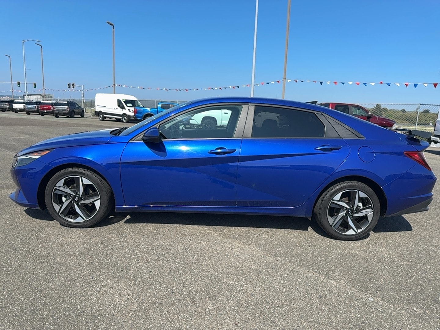 Used 2023 Hyundai Elantra SEL with VIN KMHLS4AG5PU410303 for sale in Coos Bay, OR
