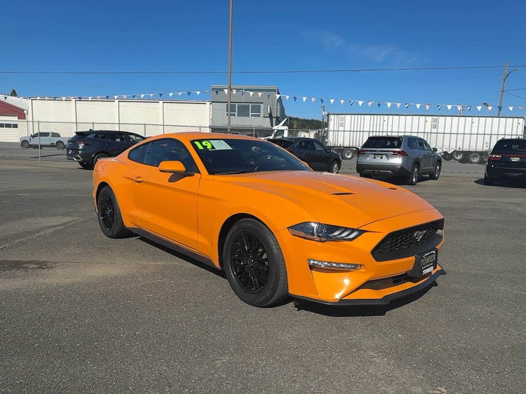 Used 2019 Ford Mustang COUPE