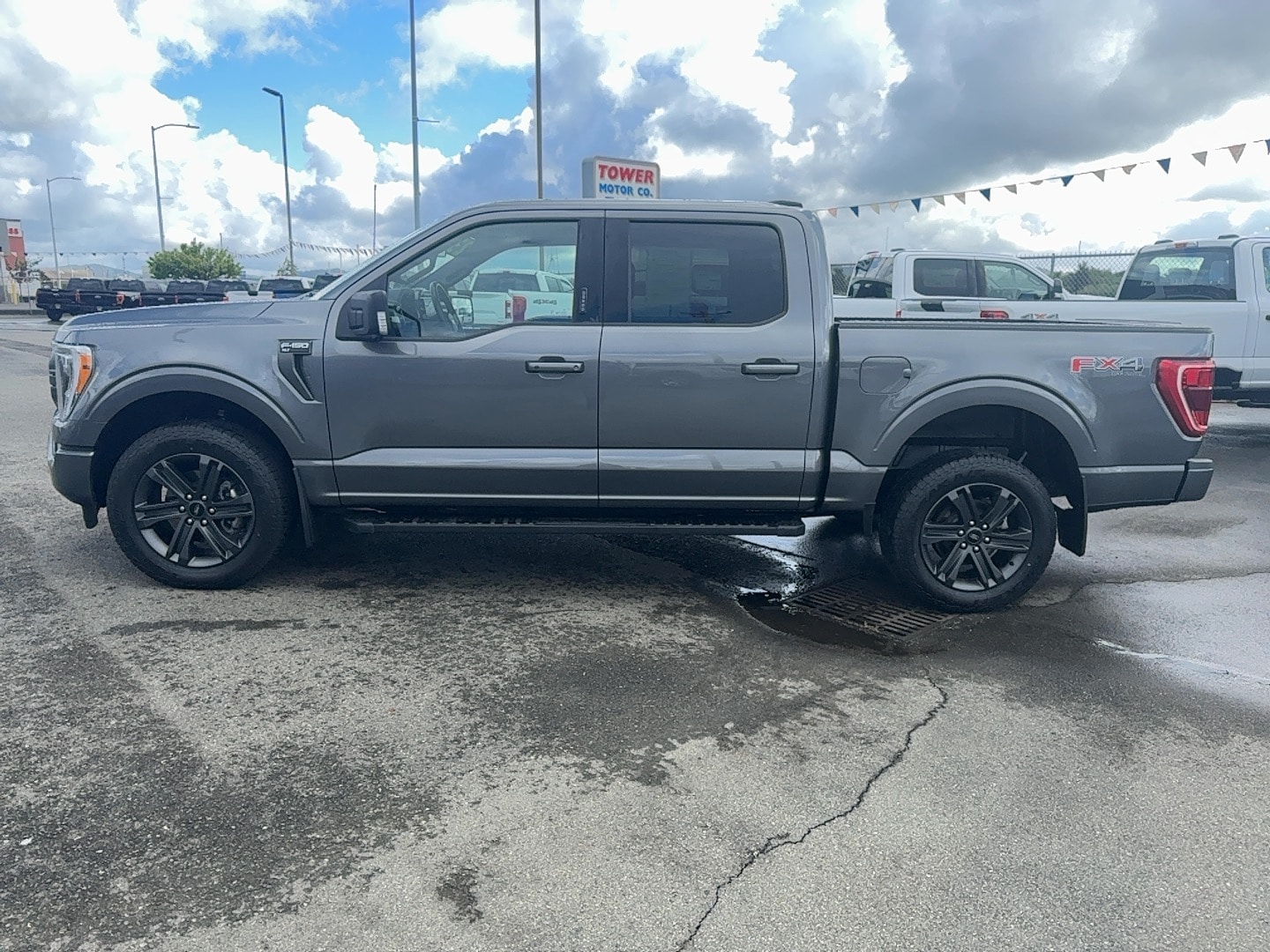 2023 Ford F-150 XLT 4x4 SuperCrew 145 in's photo