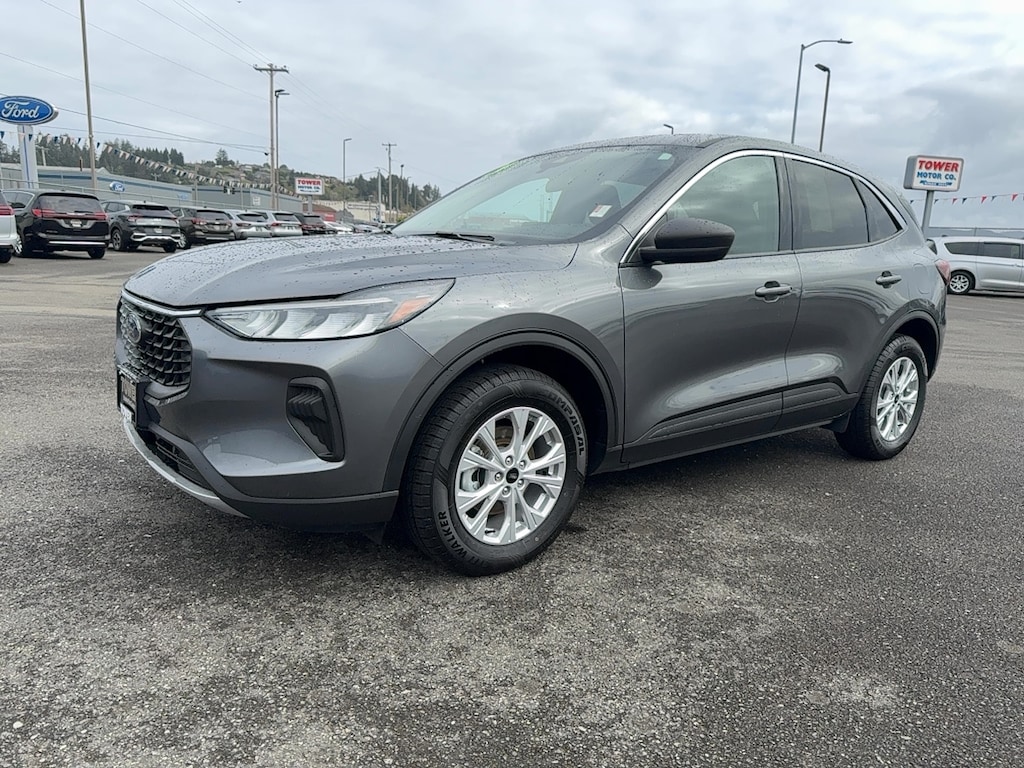 Used 2024 Ford Escape Active WAGON