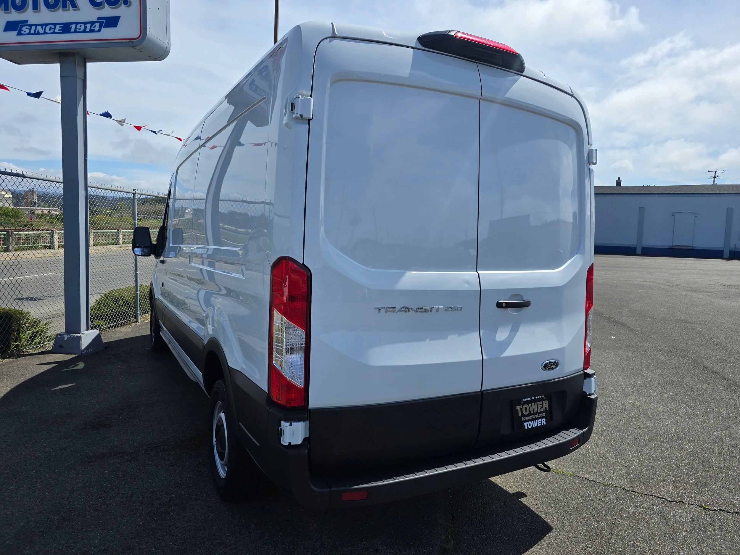 2023 Ford Transit Van Cargo photo 2