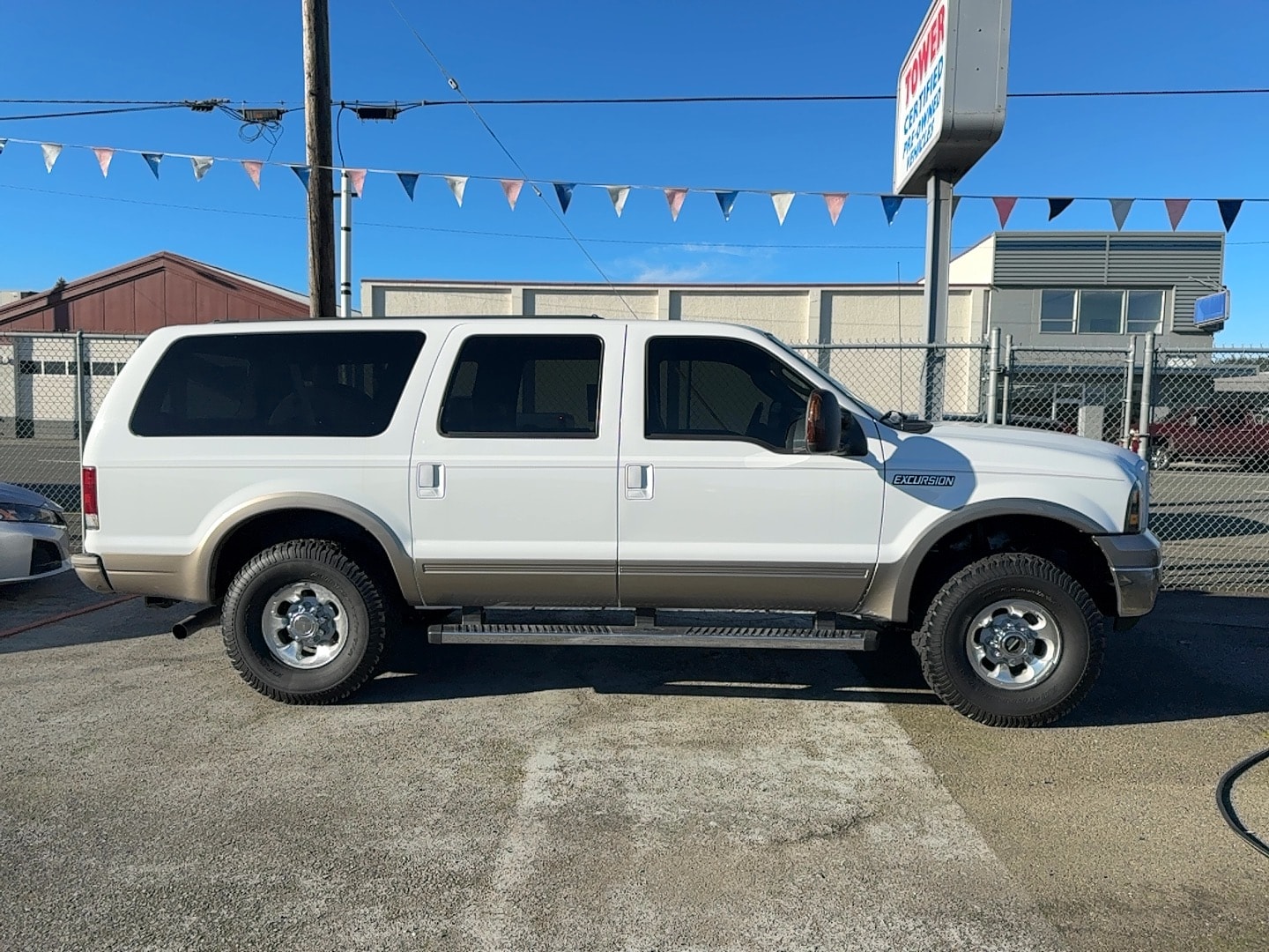 2005 Ford Excursion Eddie Bauer's photo