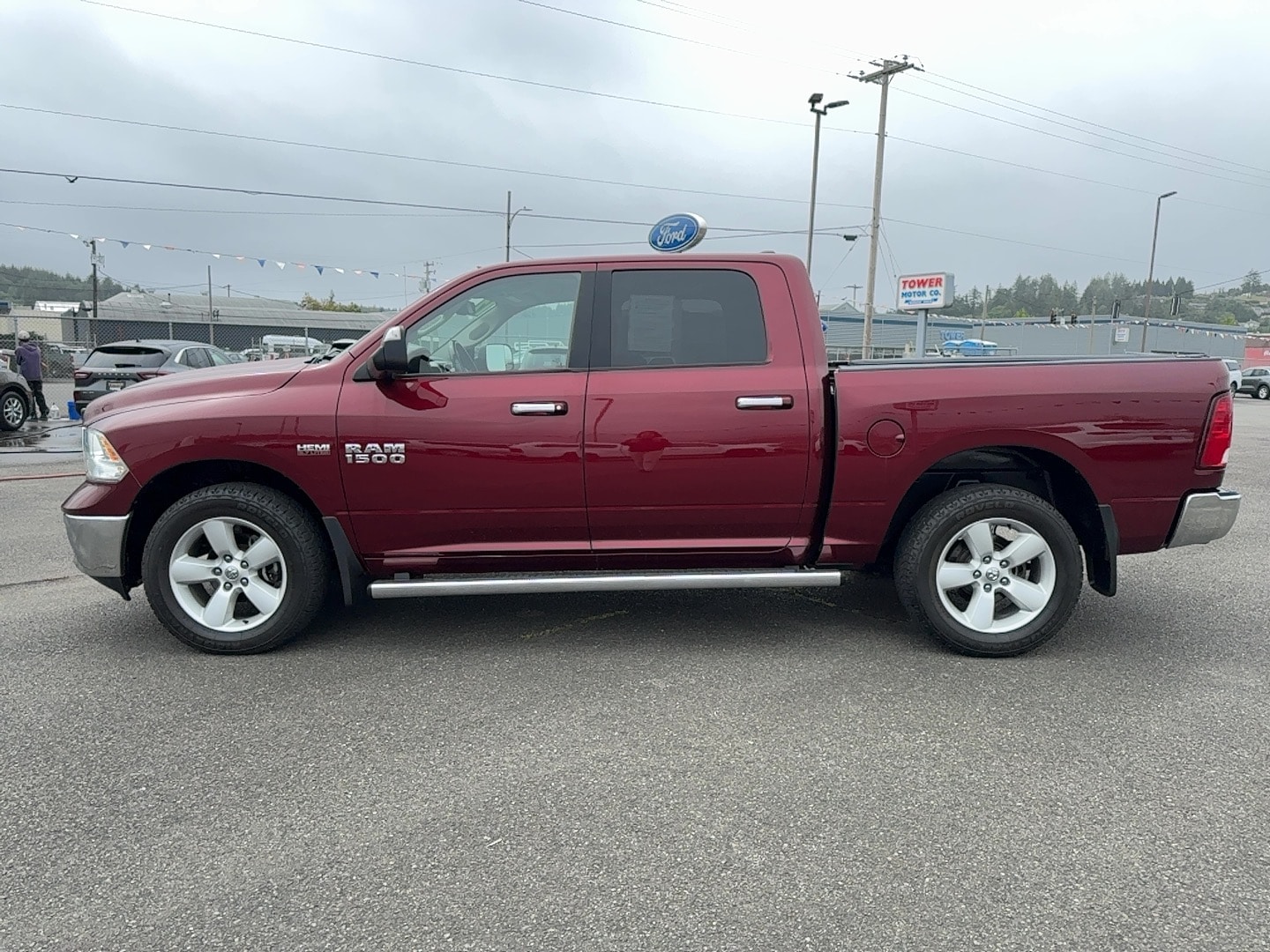 2017 RAM 1500 SLT Crew Cab 4x4 5'7" Box's photo